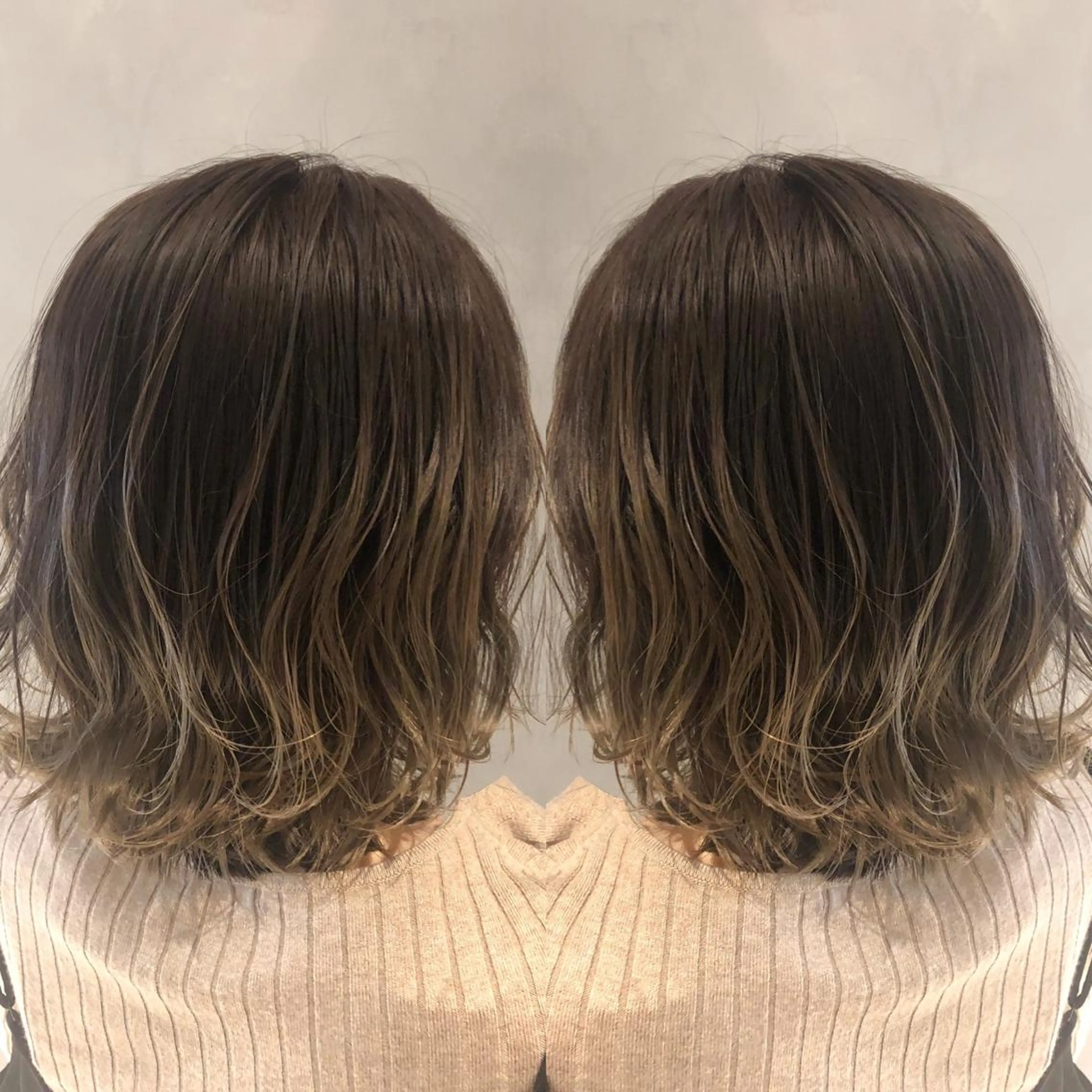 ミディアム レイヤーカット 長谷川 沙紀のヘアスタイル