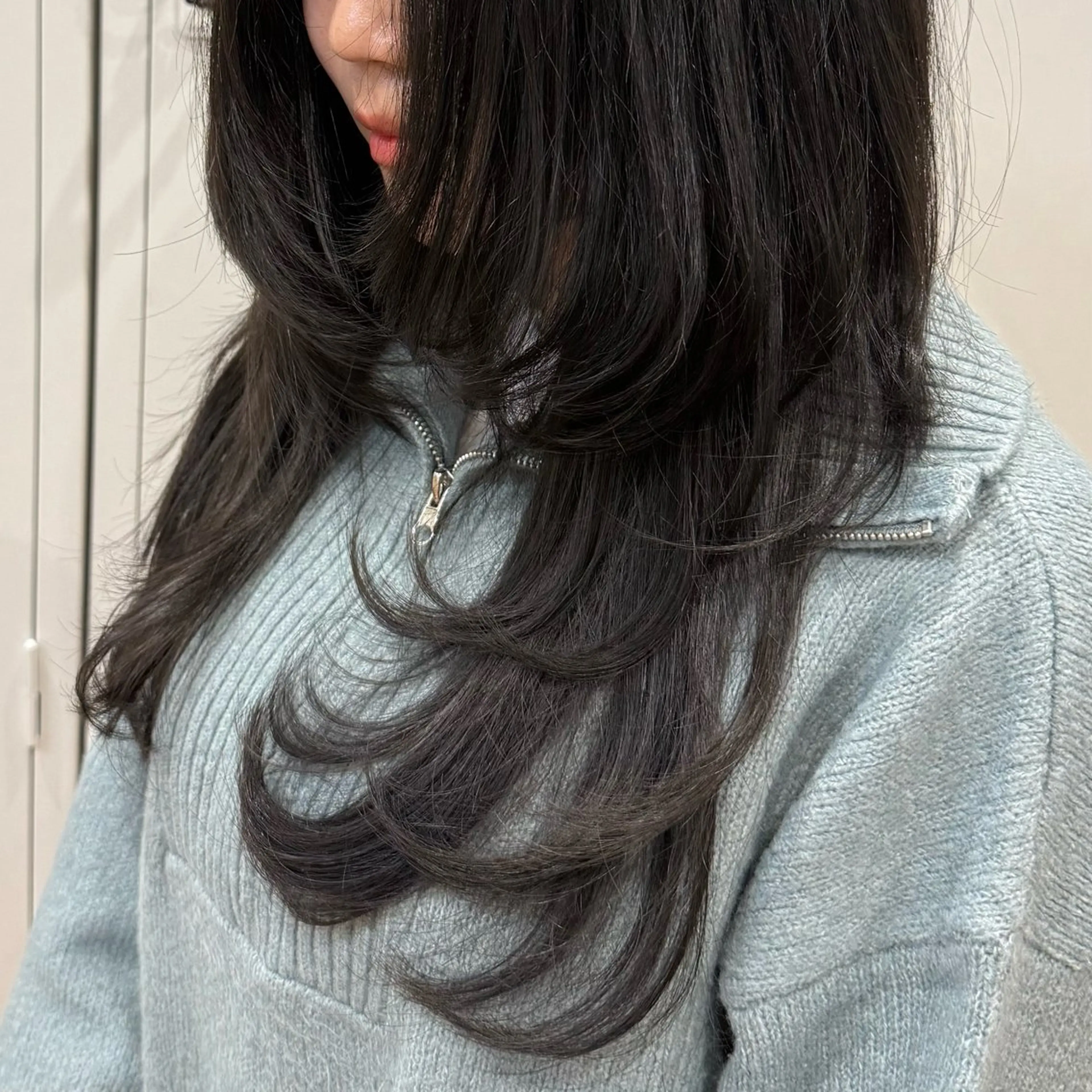 ロング カラー ヘアアレンジ キヨミ 韓国レイヤーカットのヘアスタイル