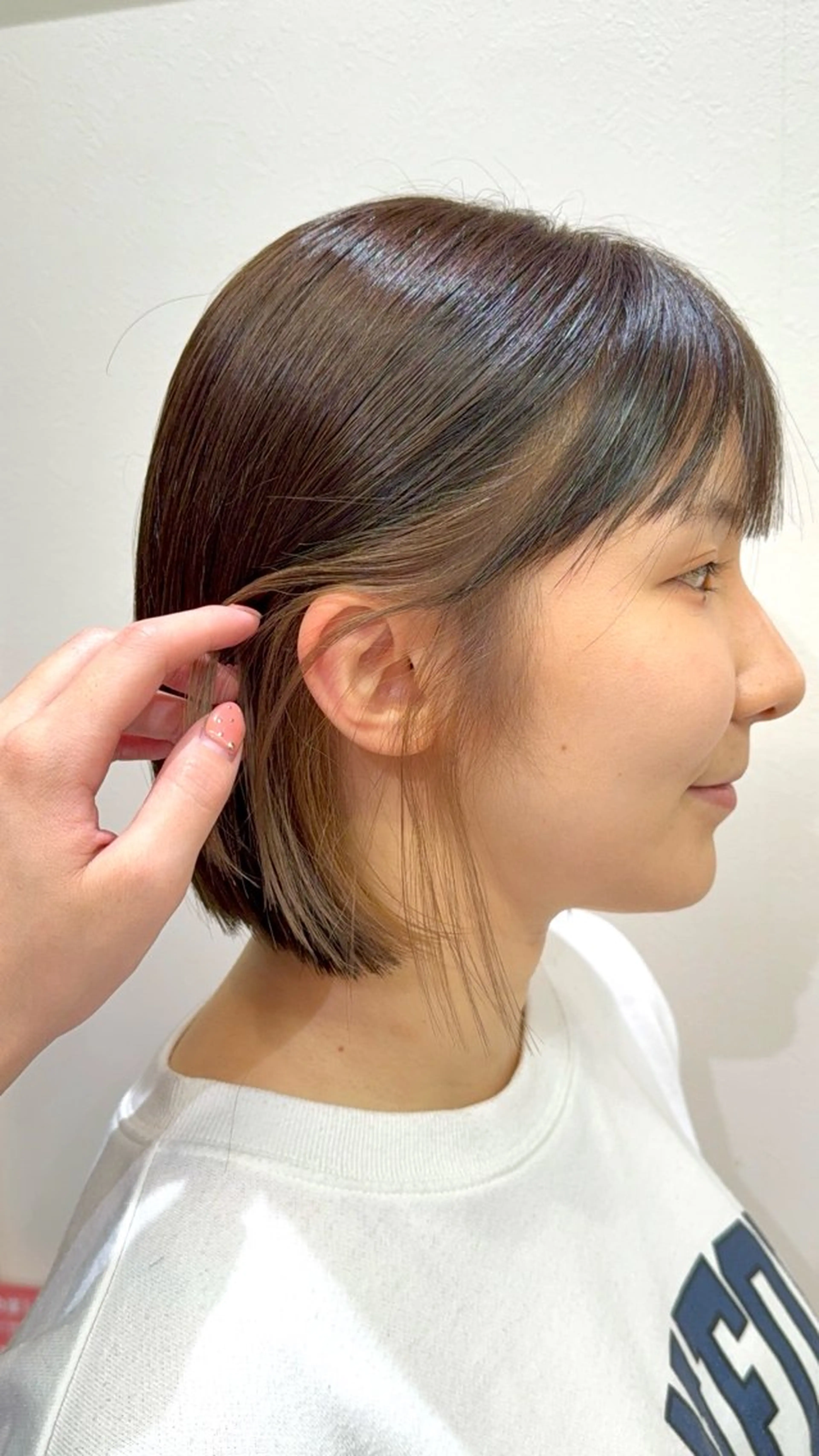 セミロング ハッシュカット🎀 レイヤーダブルカラーのヘアスタイル