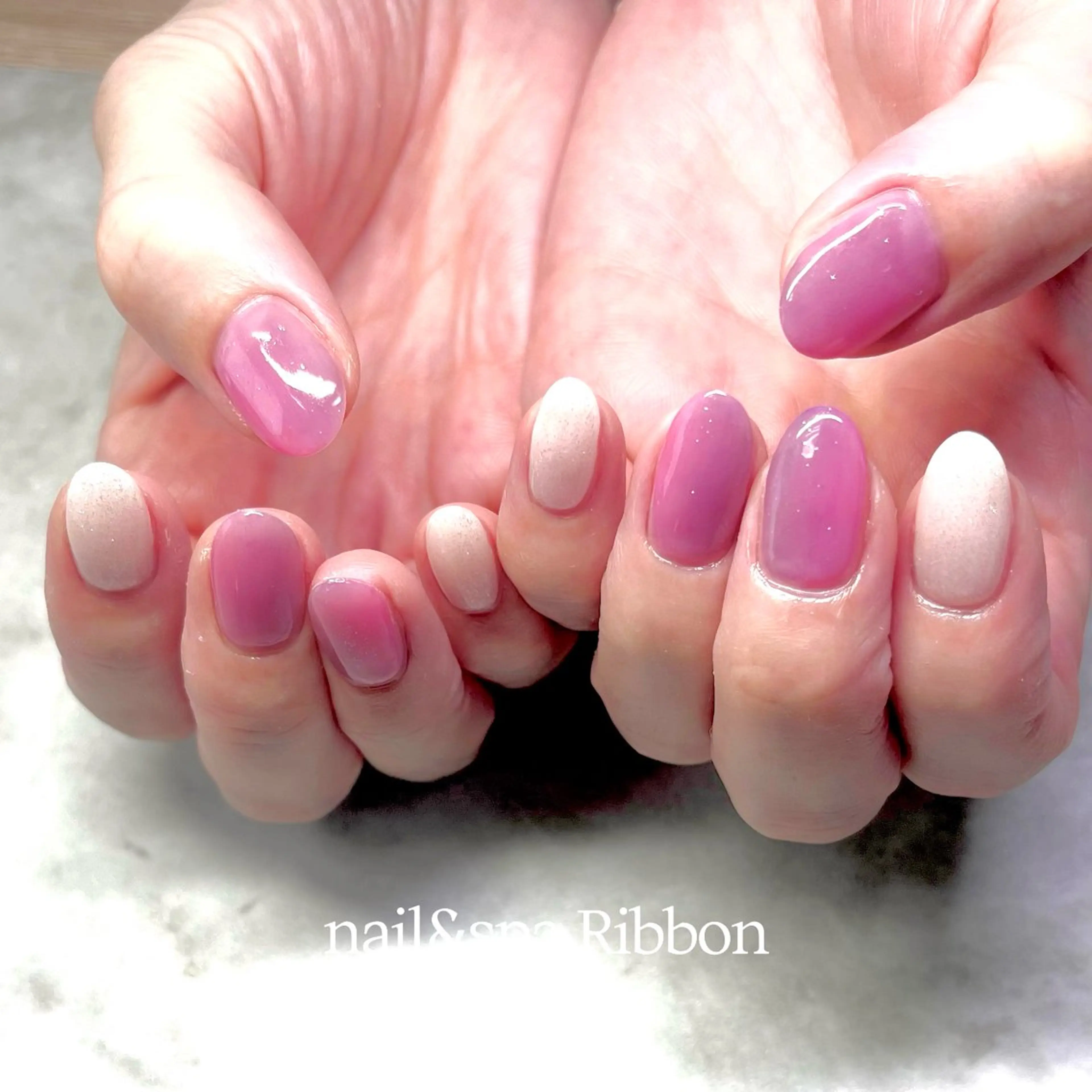 ネイル 東 真百のネイルデザイン