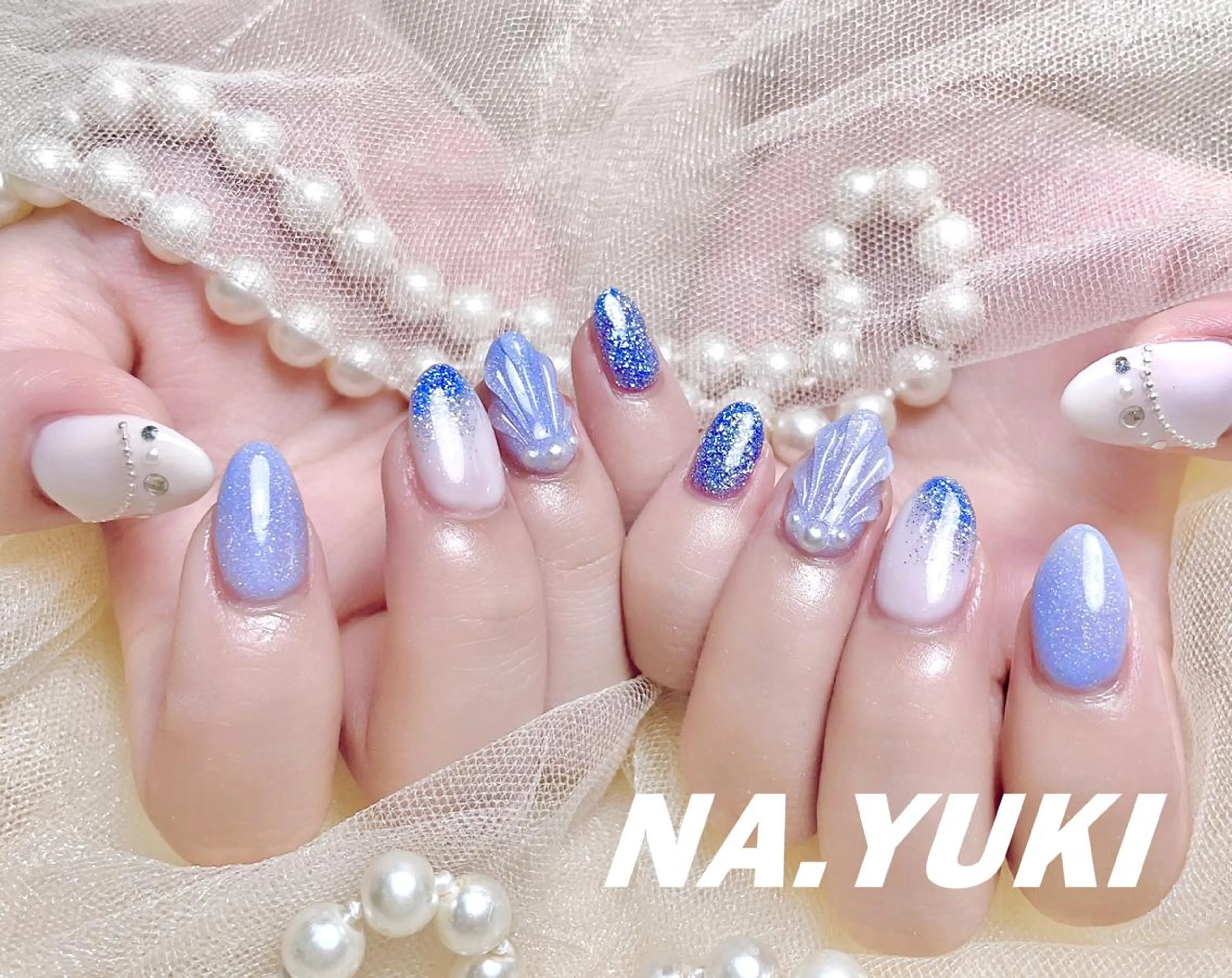 ネイル ハンドネイル ハンドケア 🌷 Mooning 🌷のネイルデザイン