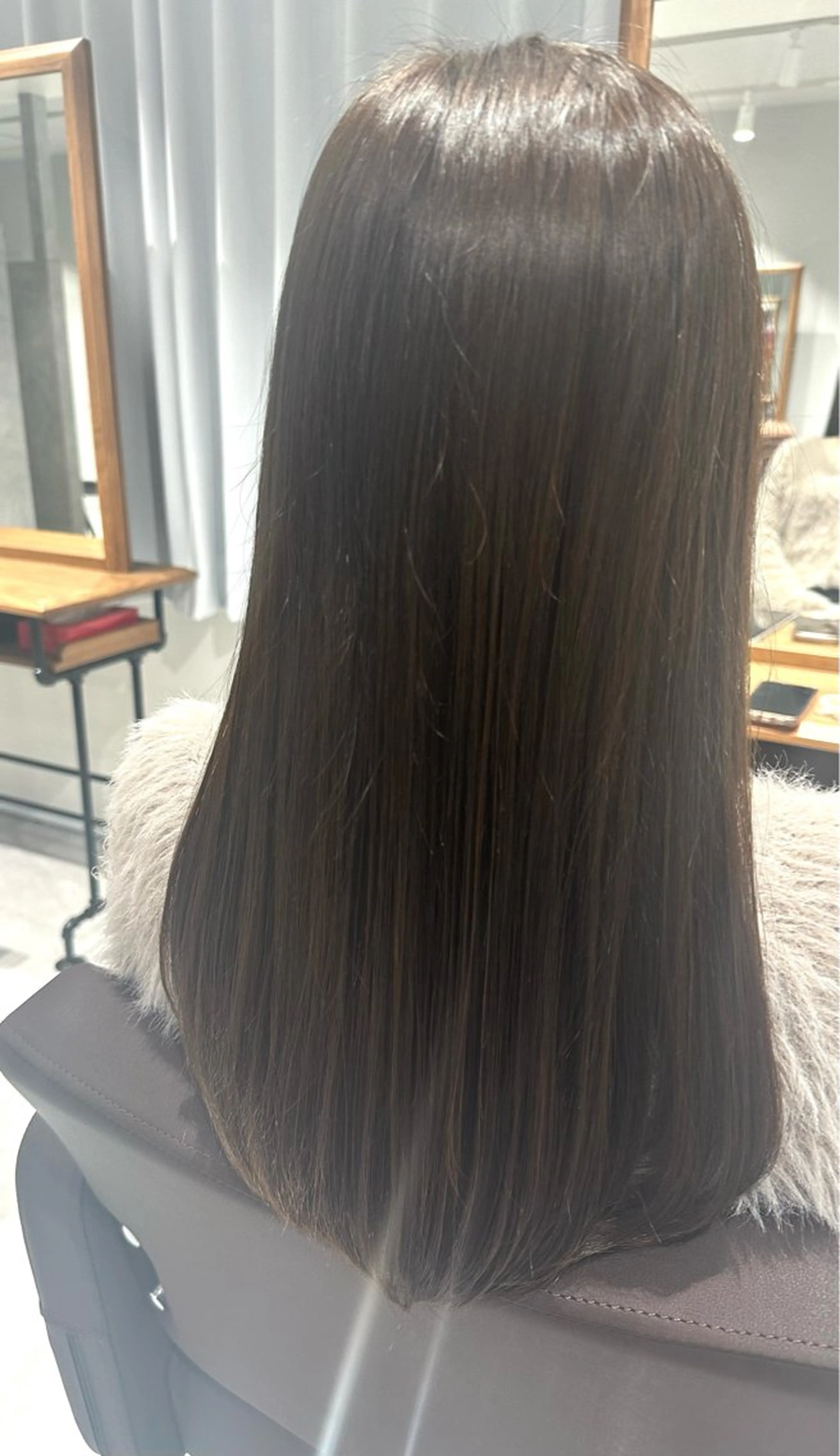 ロング カラー ブラウンカラー ナチュラルブラウン ロング 中曽 飛翔のヘアスタイル