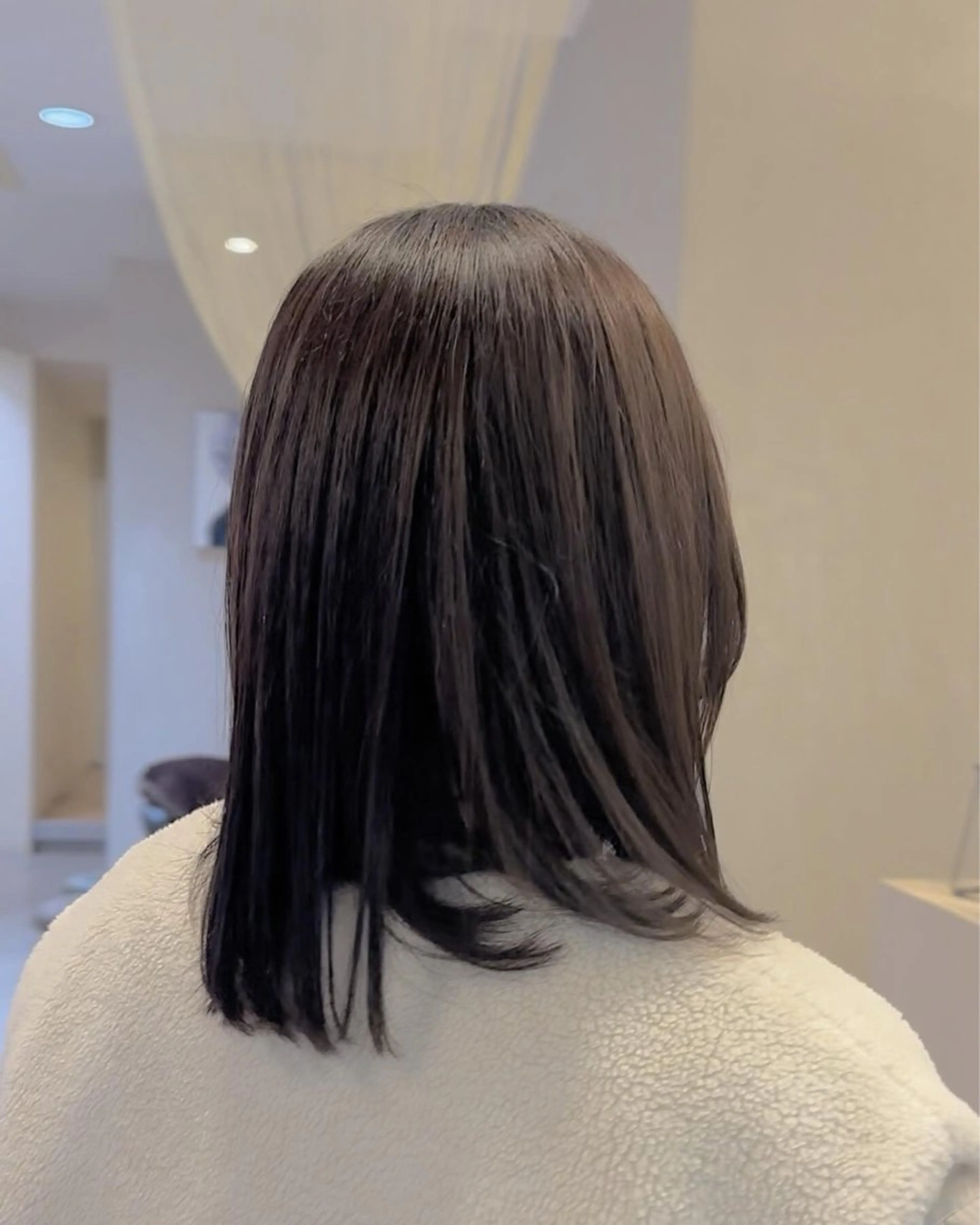 ミディアム 梅本 夢香のヘアスタイル