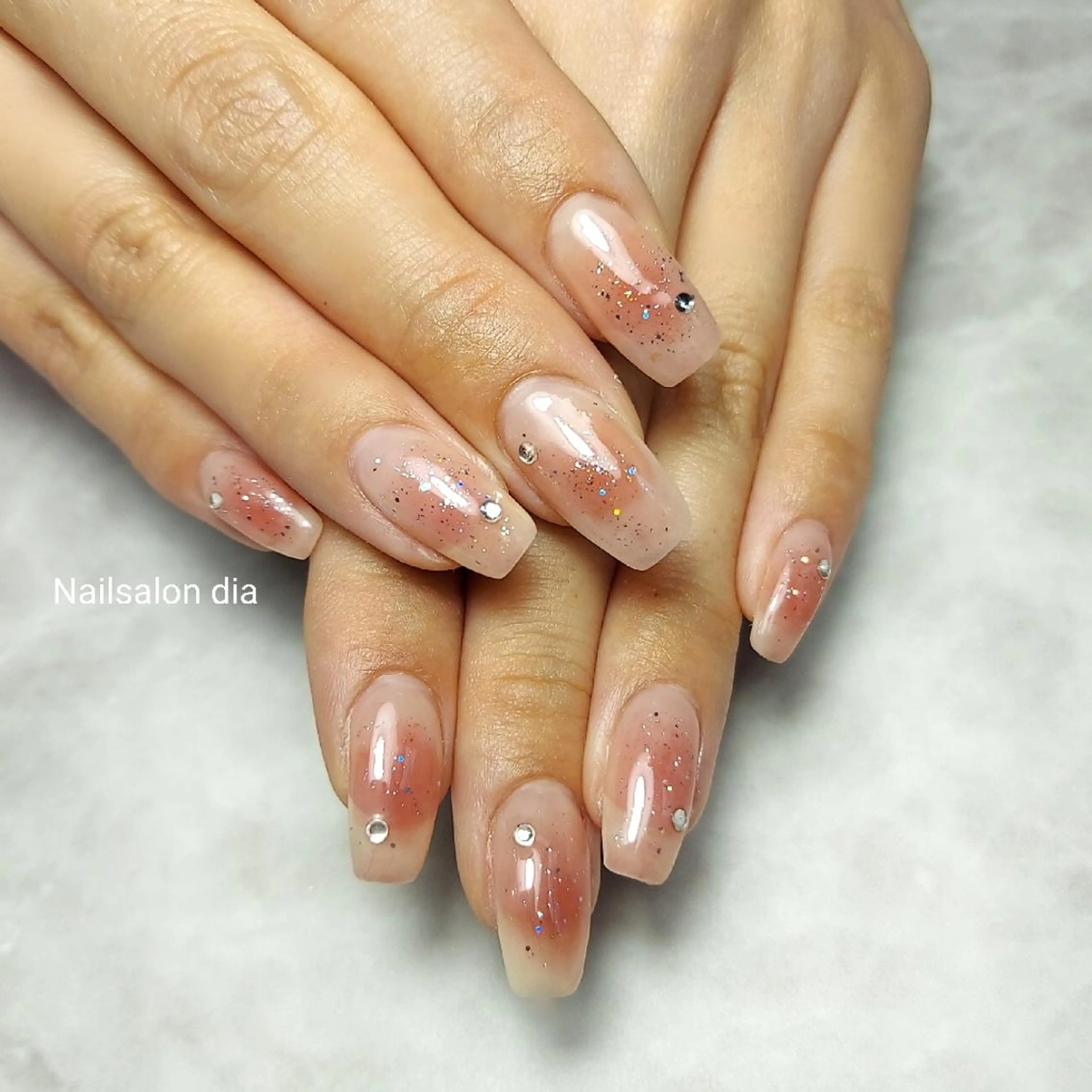 ネイル チークネイル フラワーネイル キラキラネイル マグネットネイル ミラーネイル ハンドネイル 栗東駅 徒歩10分 ネイルサロン ディアのネイルデザイン