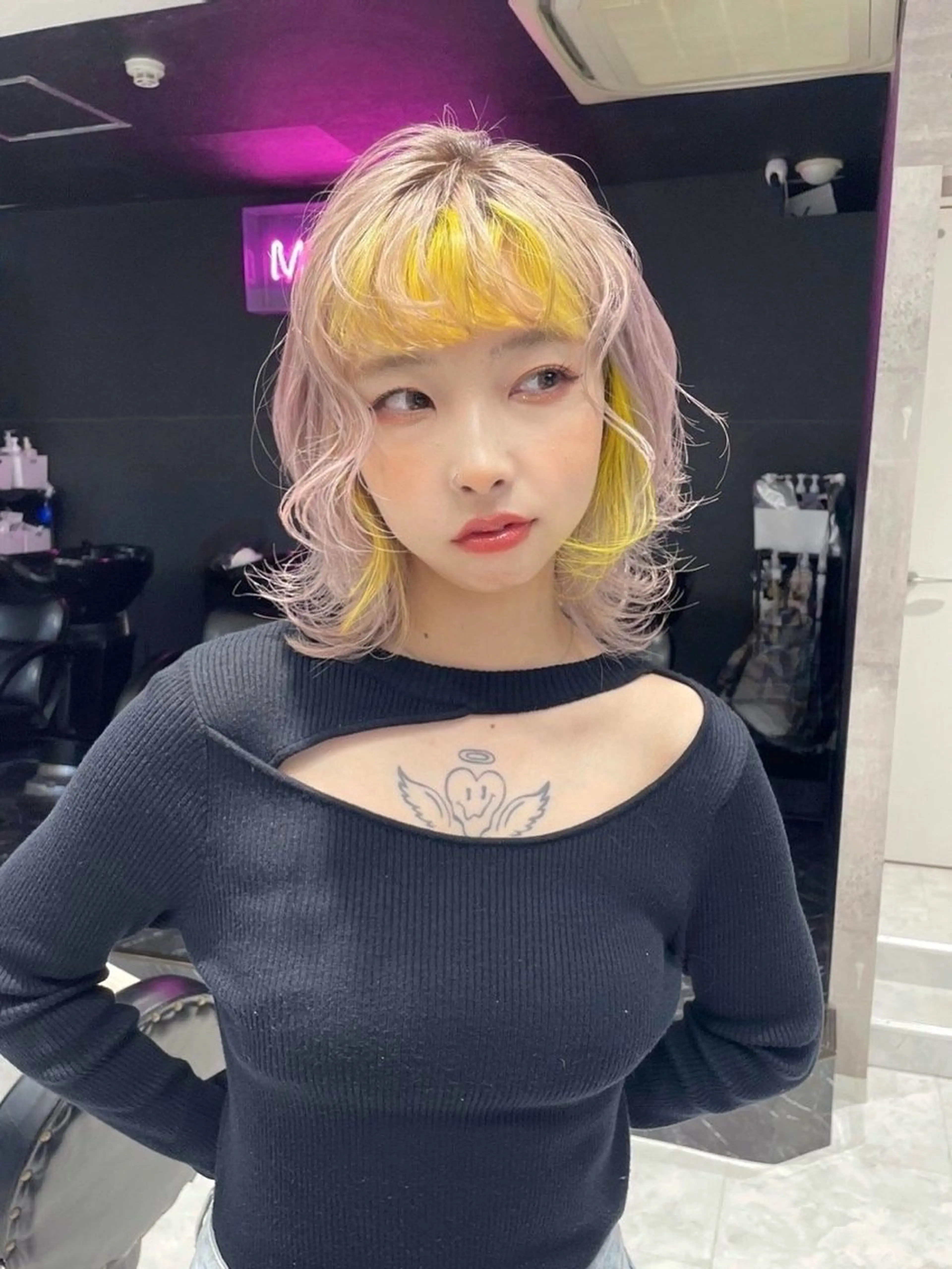 カラー 🦋ハイトーン×ア レンジ💫Leenaのヘアスタイル