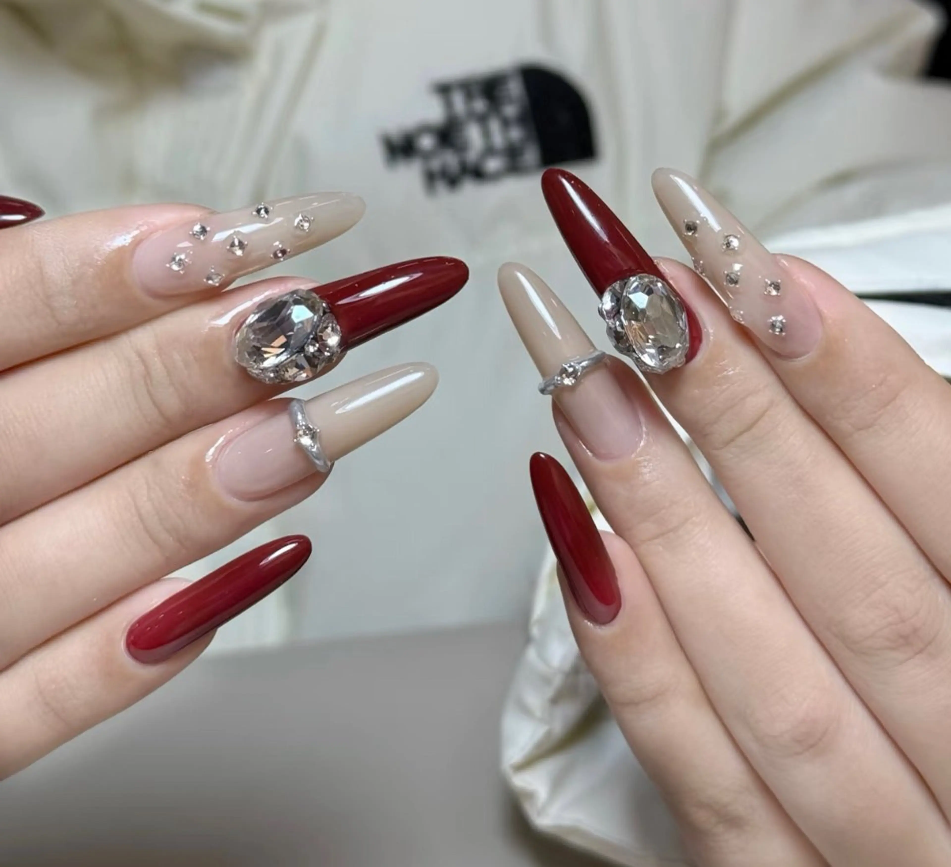 ネイル ハンドネイル ハンドケア 🍑 momo_nailのネイルデザイン