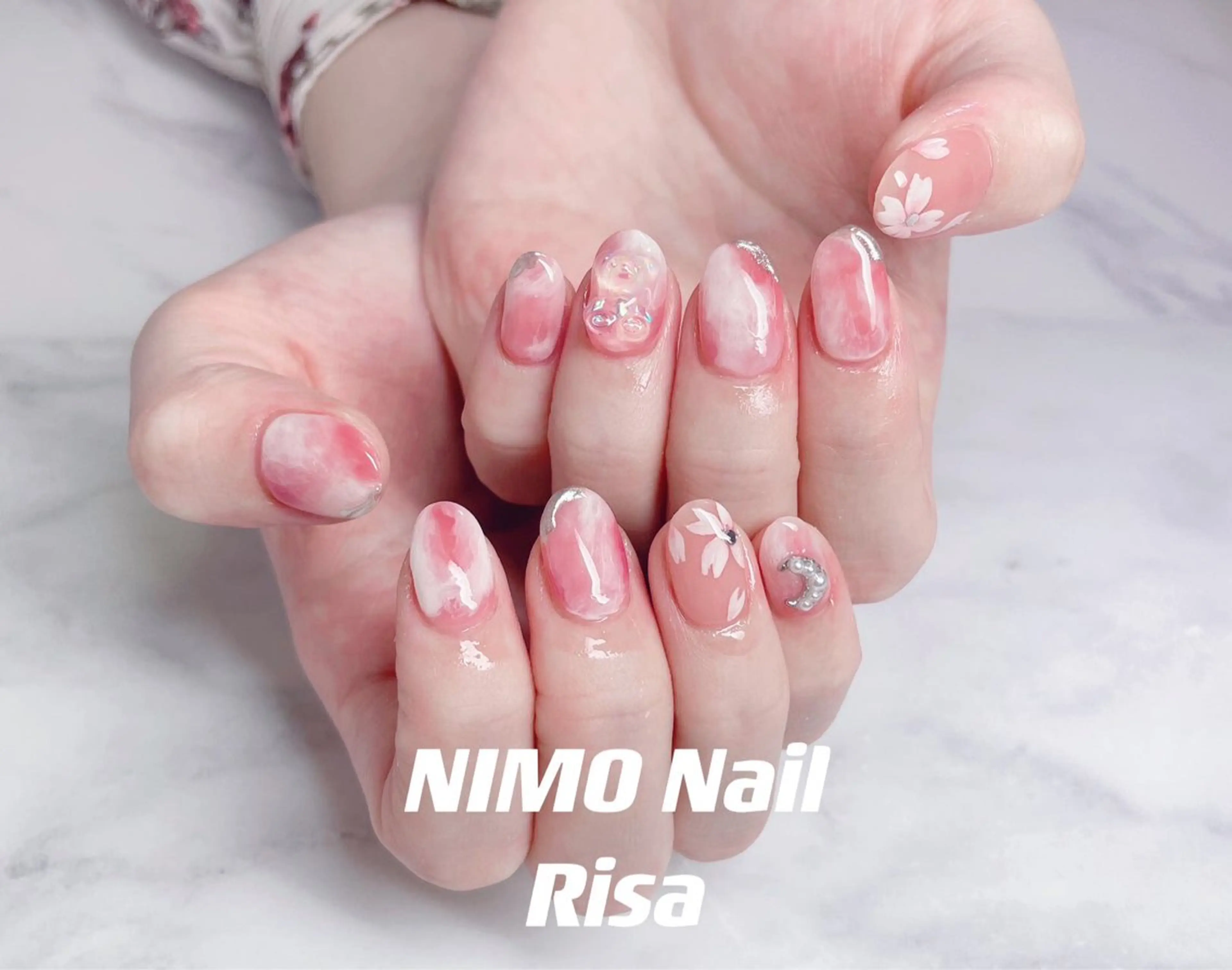 ネイル ハンドネイル RI SA☀️ リサのネイルデザイン