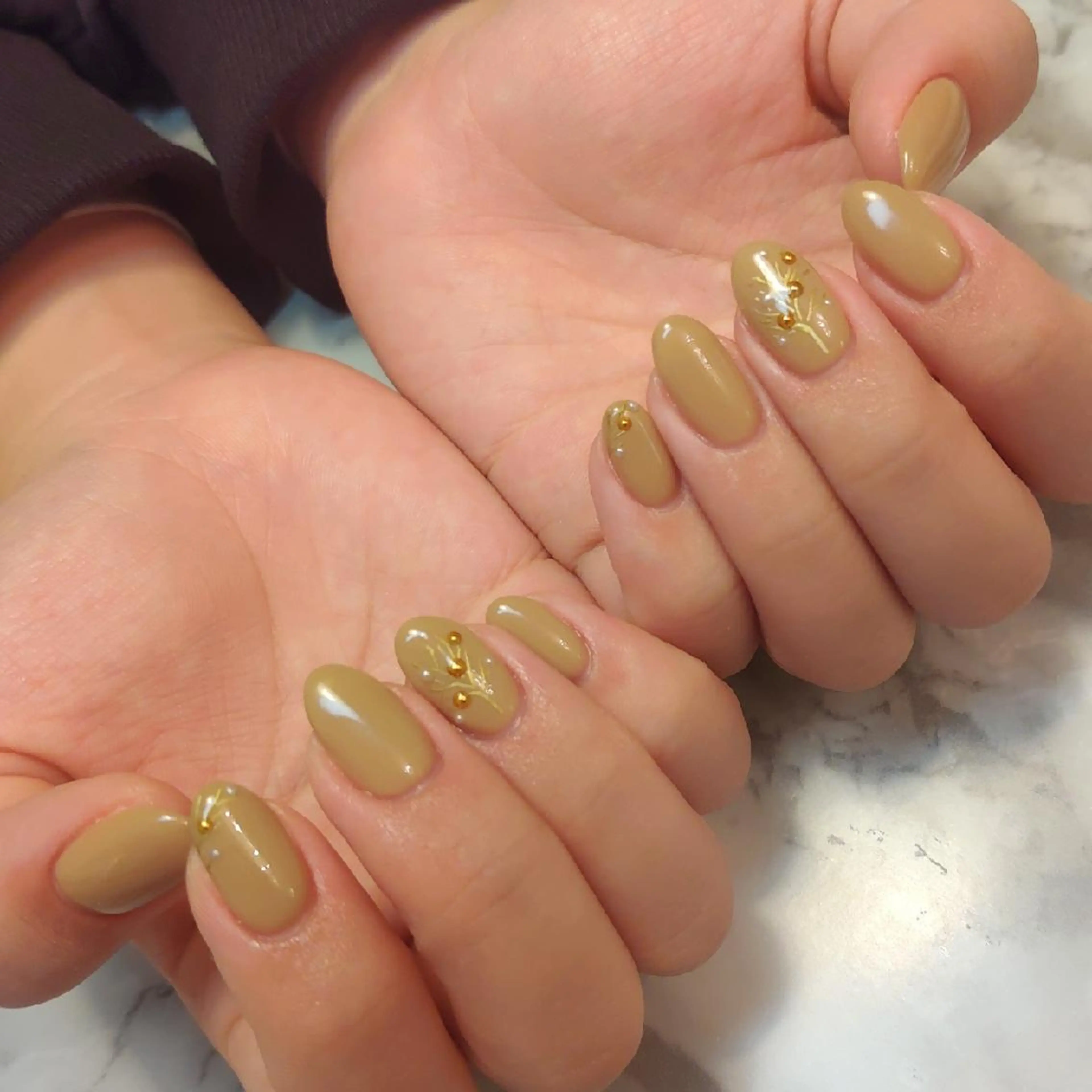 ネイル ジェヌインネイル 河内のネイルデザイン