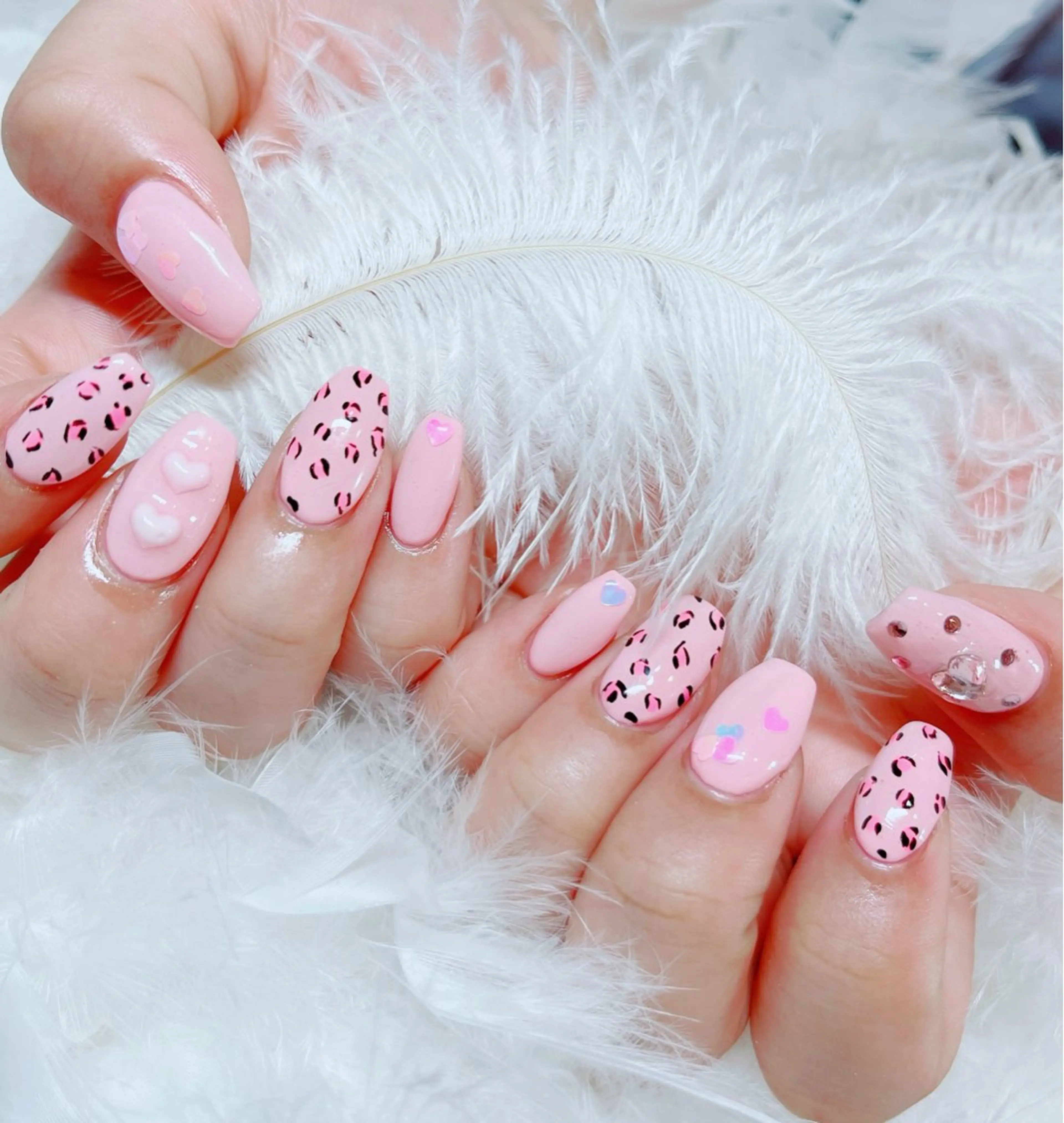 ネイル ハート ピンク ハンドネイル Floria nail salonのネイルデザイン