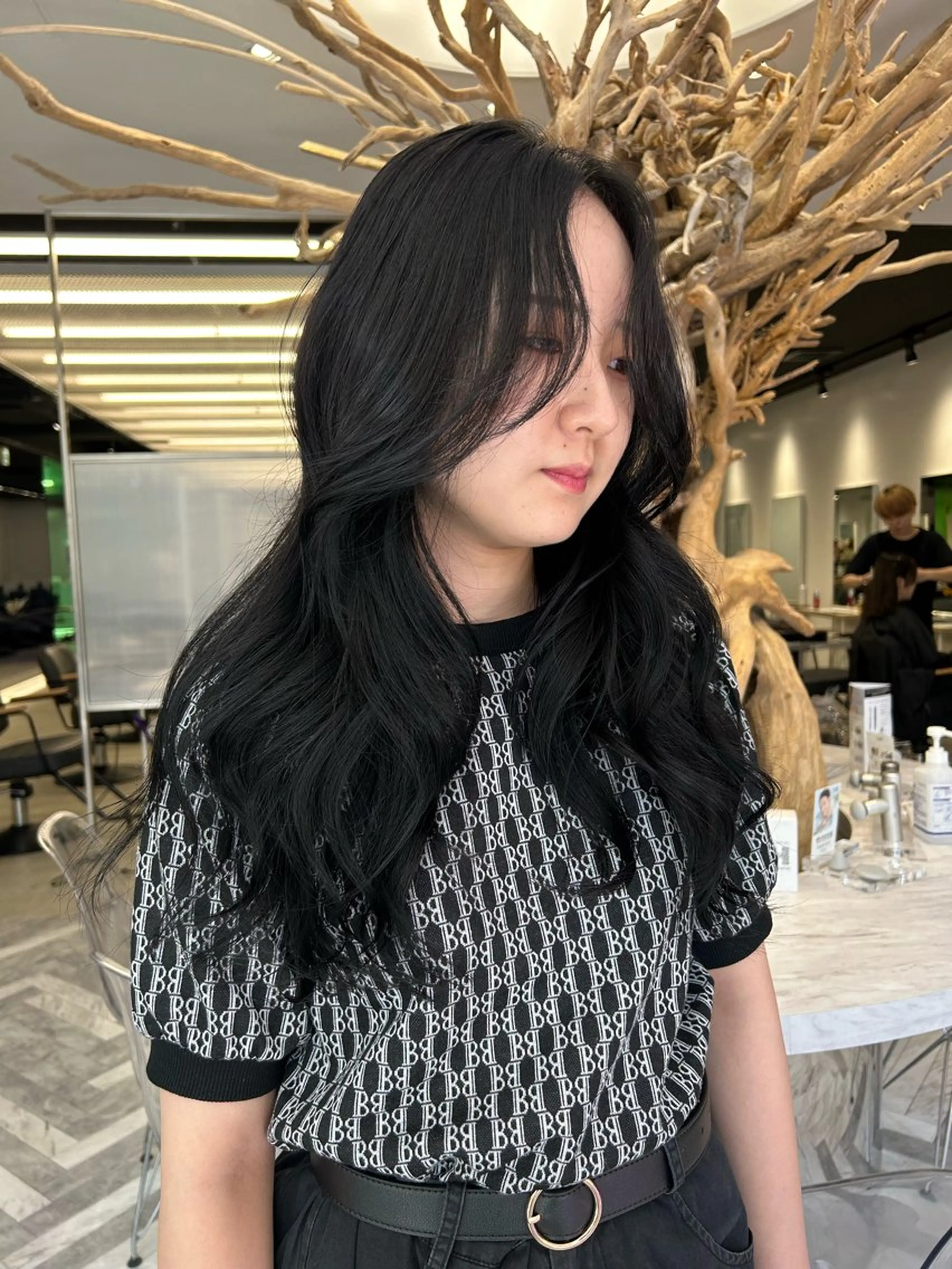 ロング ヘアカラー トリートメント 透け感ベージュ ／ミハルのヘアスタイル