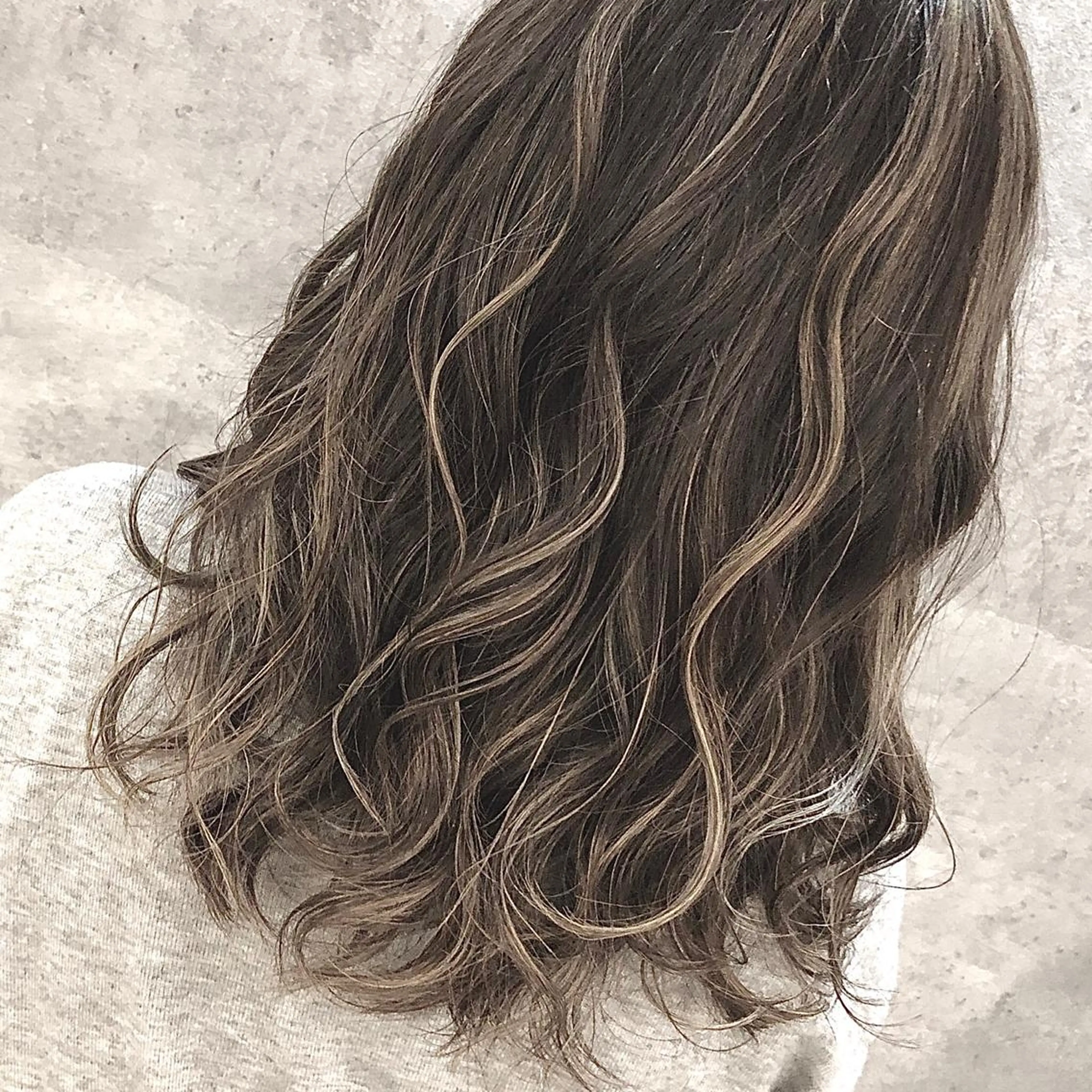 ロング カラー ハイライトカラー ハイライト ✨ハイトーン✨ 濱田知孝のヘアスタイル