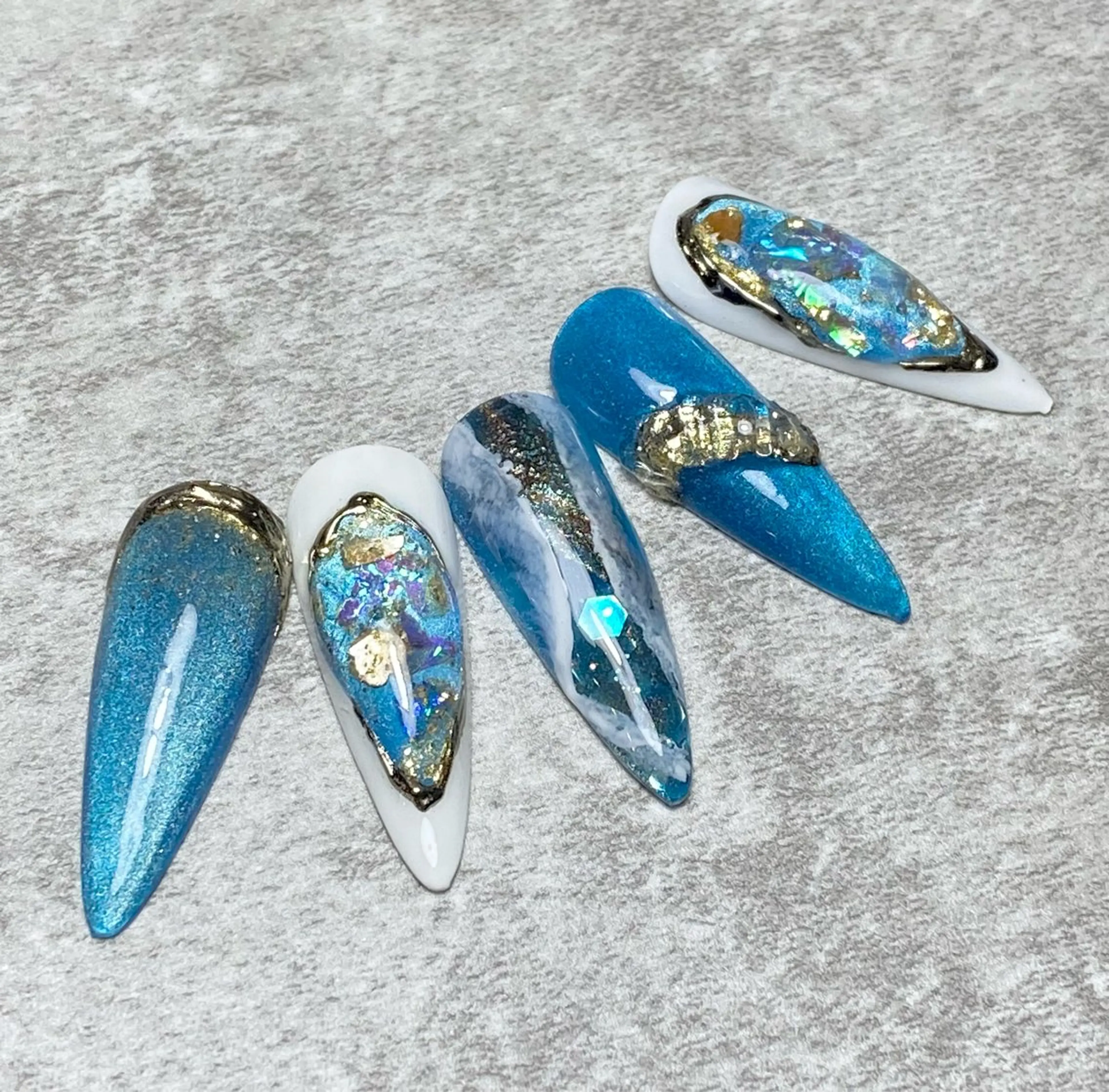 ネイル マグネットネイル ミラーネイル ニュアンスネイル ハンドネイル Narumi nailのネイルデザイン