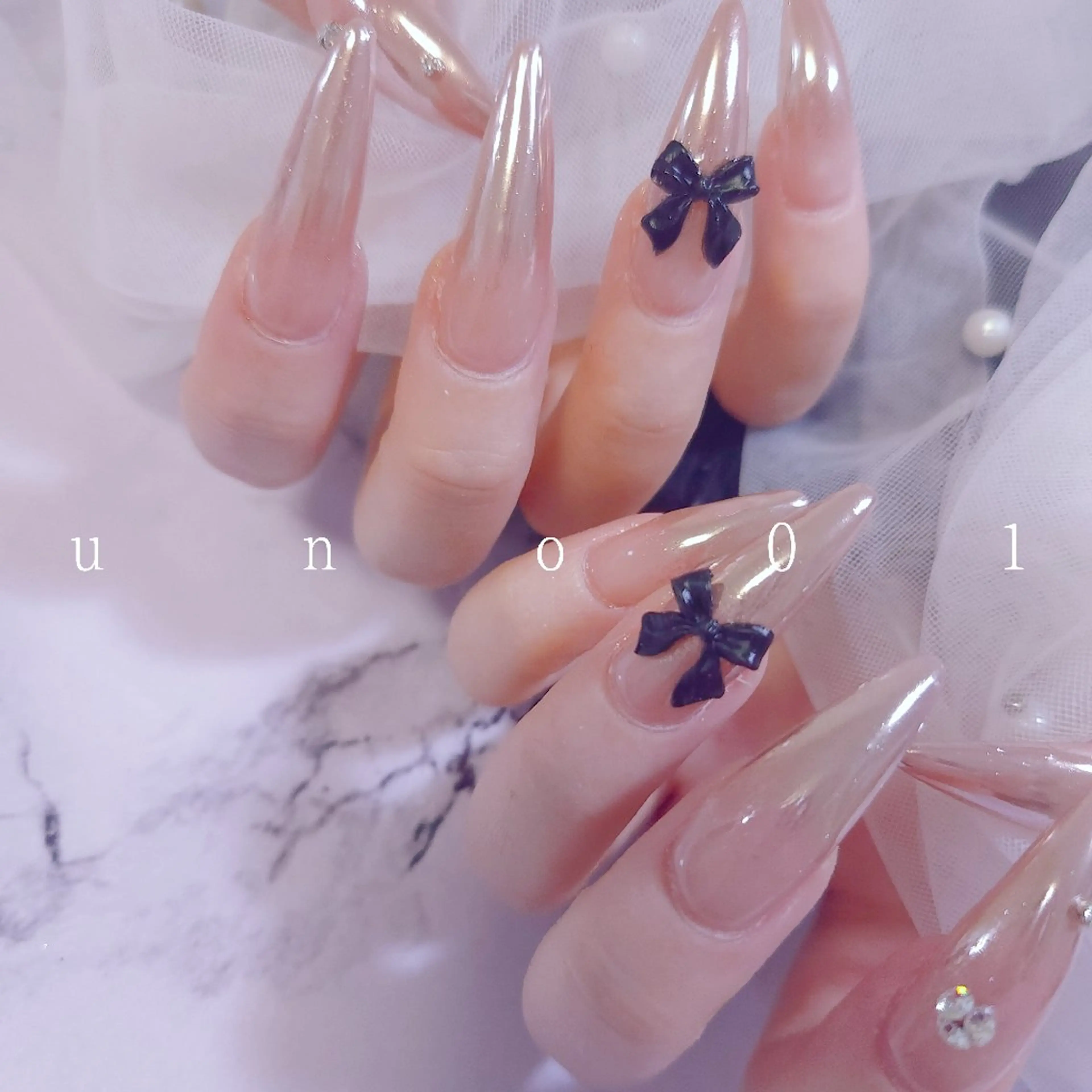 ネイル ハンドネイル 梅田🦄中崎町🩵 u n o 0 1のネイルデザイン