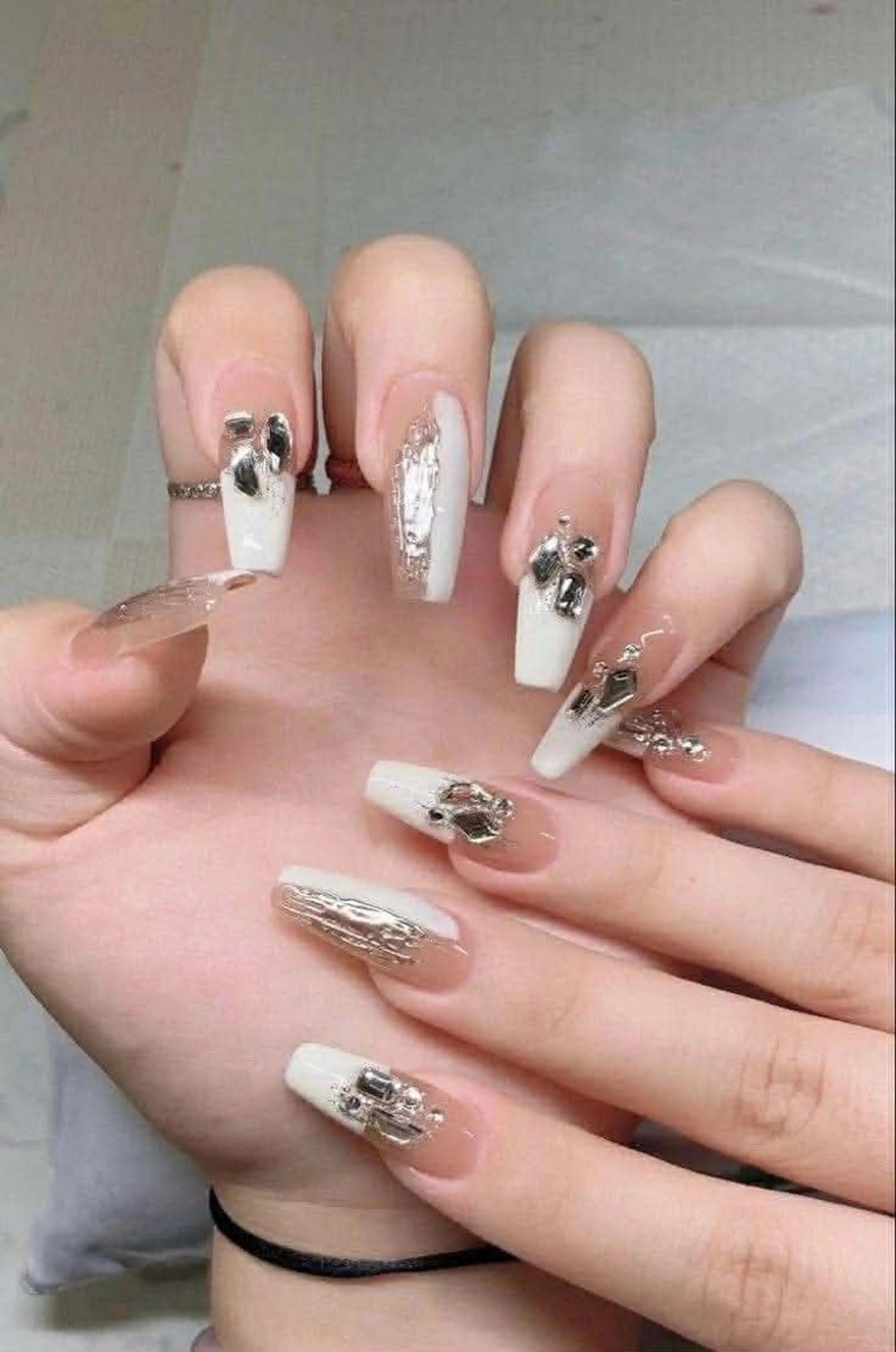 ネイル ハンドネイル REI NAIL1のネイルデザイン