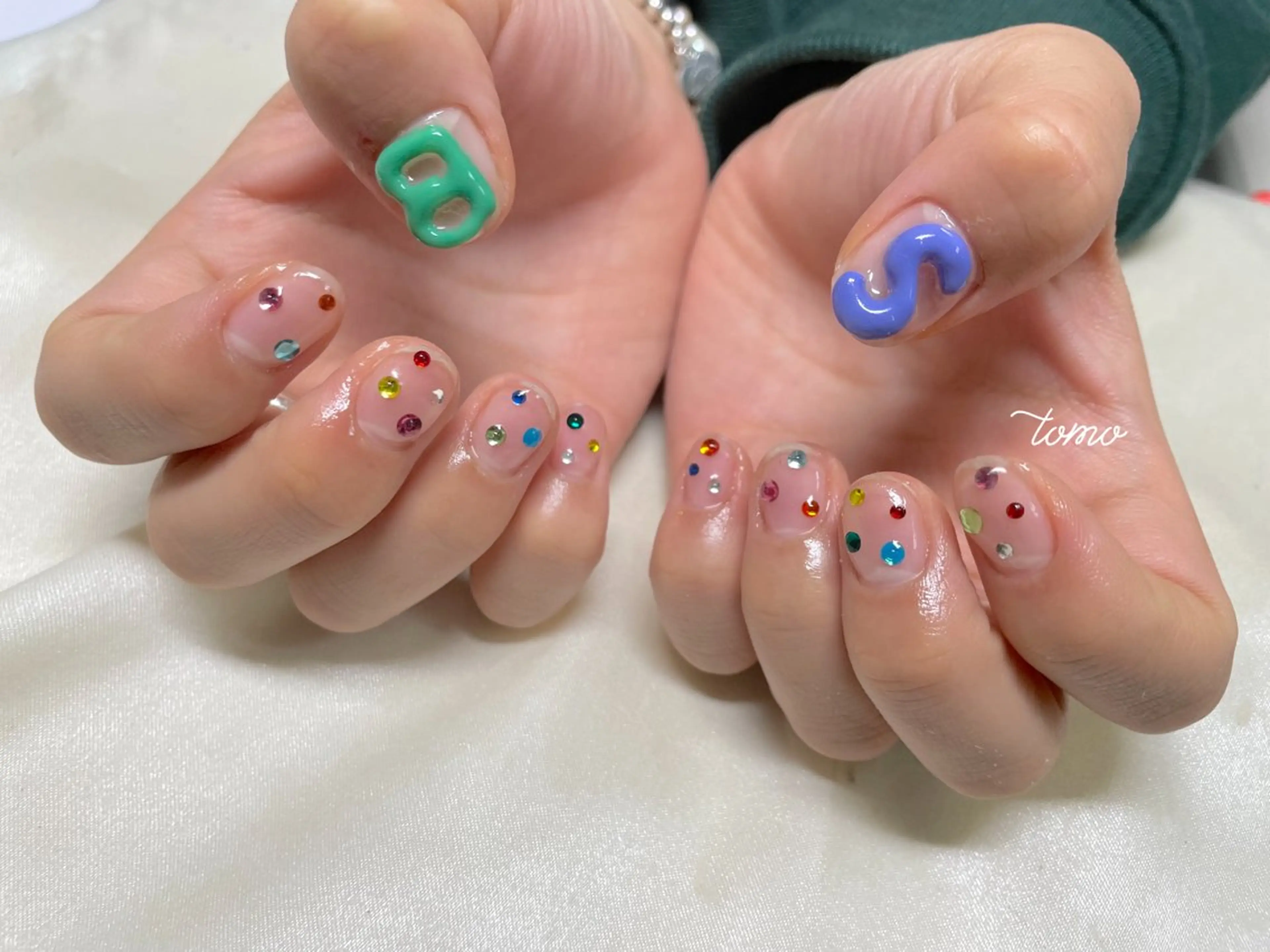ネイル ハンドネイル nailist TOMOのネイルデザイン