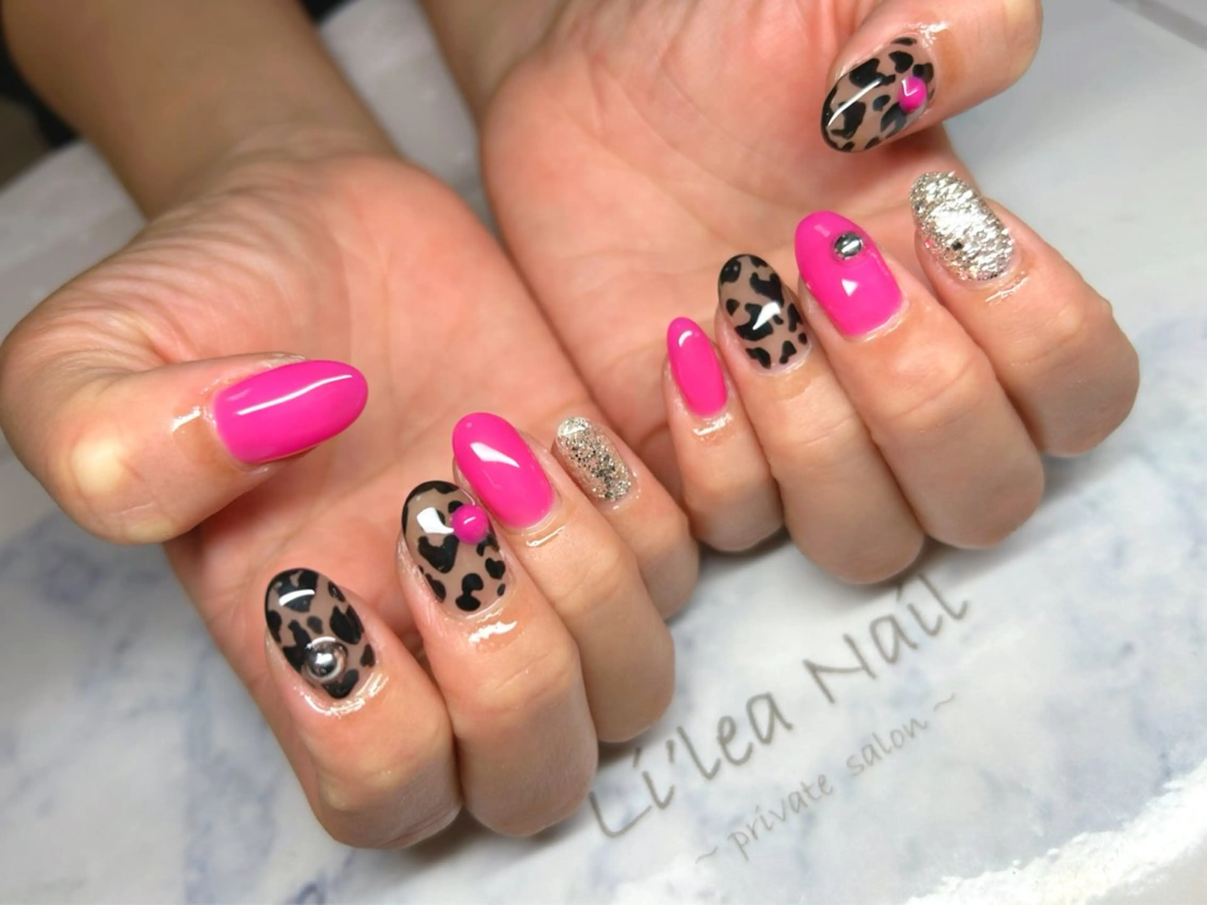 ネイル Li'leaNail AINAのネイルデザイン