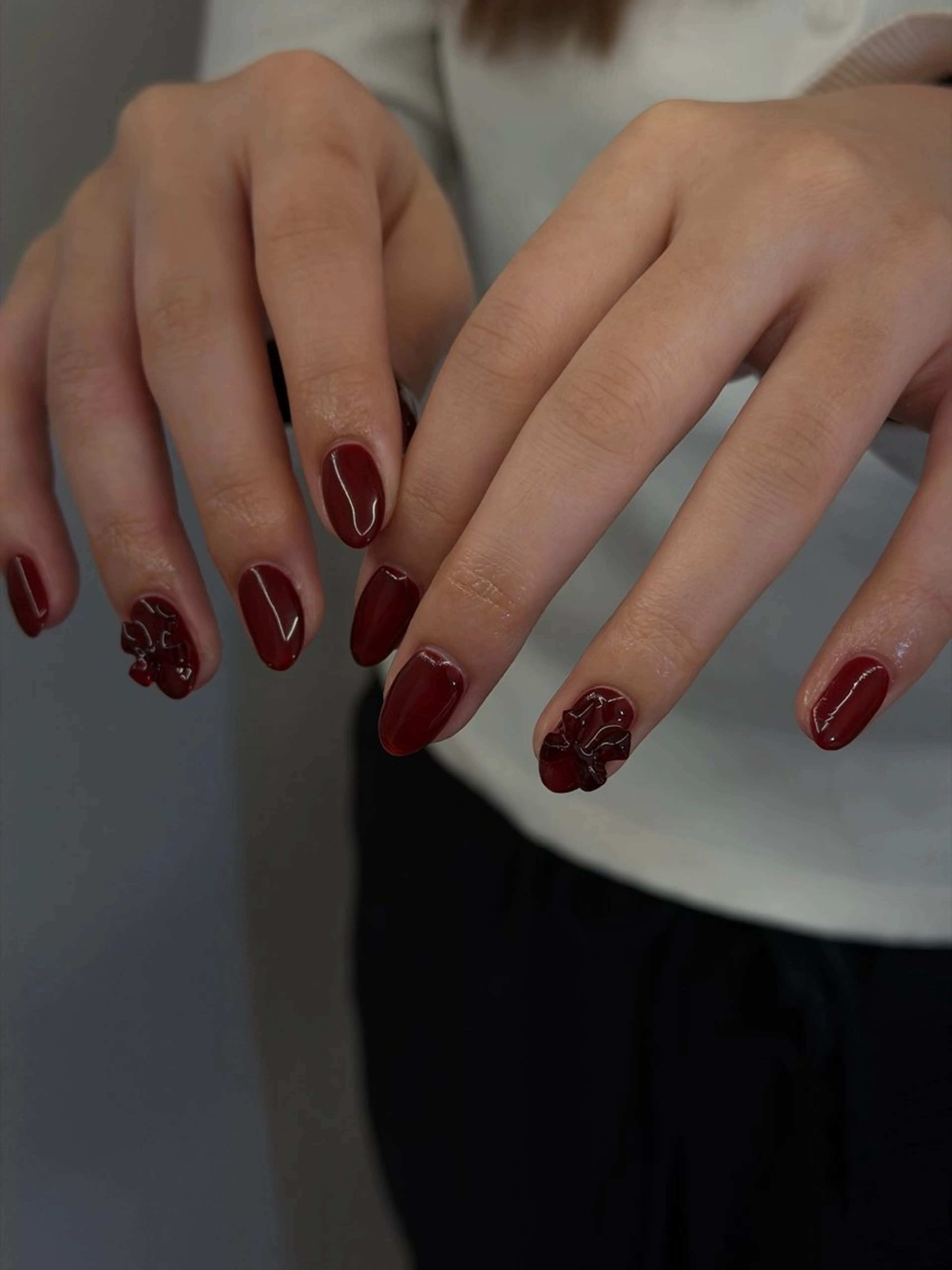 ネイル ボルドー ジェルネイル マグネットネイル ニュアンスネイル ワンカラーネイル ハンドネイル ハンドケア Bana_ Nailのネイルデザイン