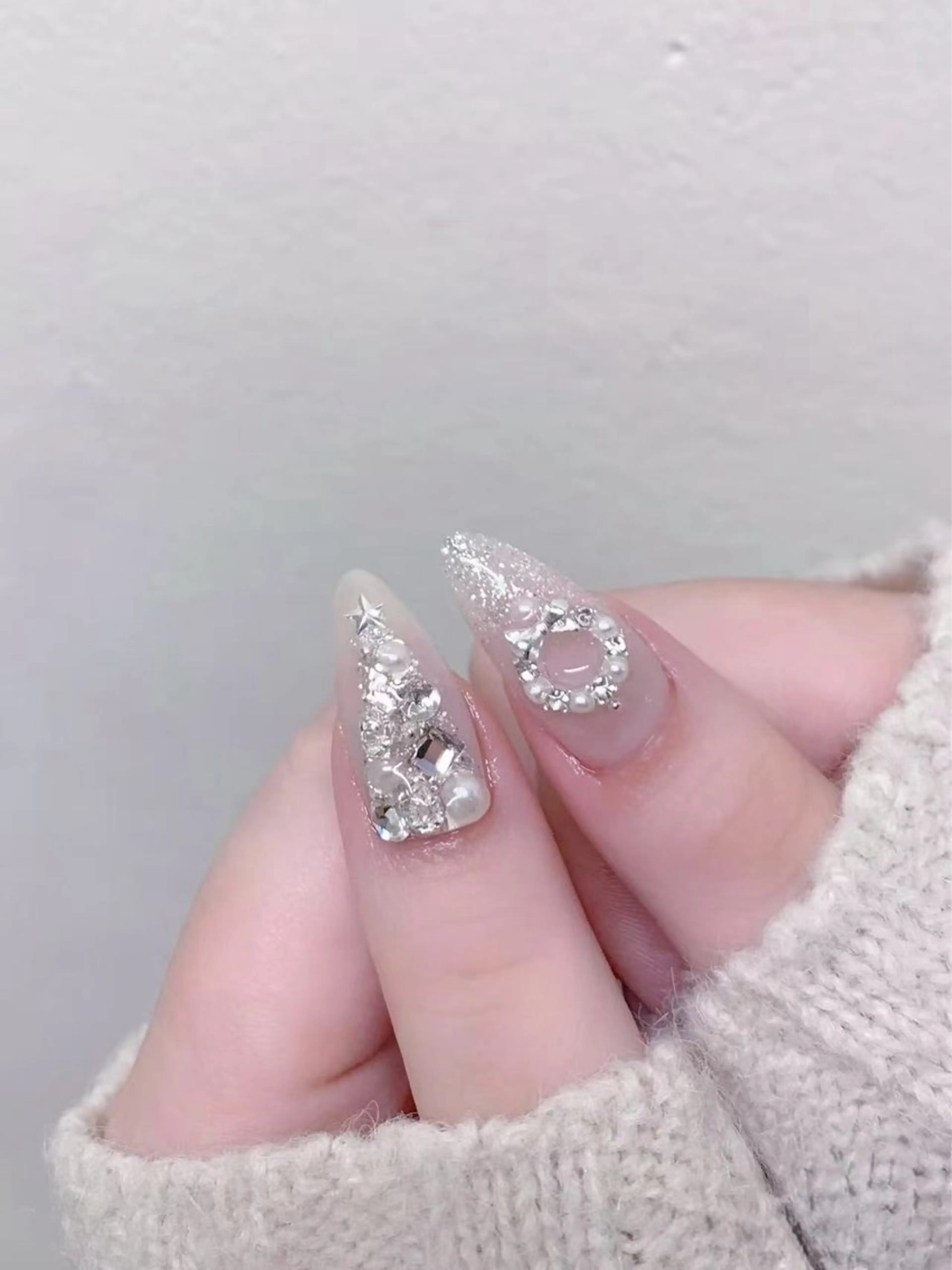 ネイル チークネイル キラキラネイル 韓国ネイル マグネットネイル ニュアンスネイル ハンドネイル H&B せつかのネイルデザイン