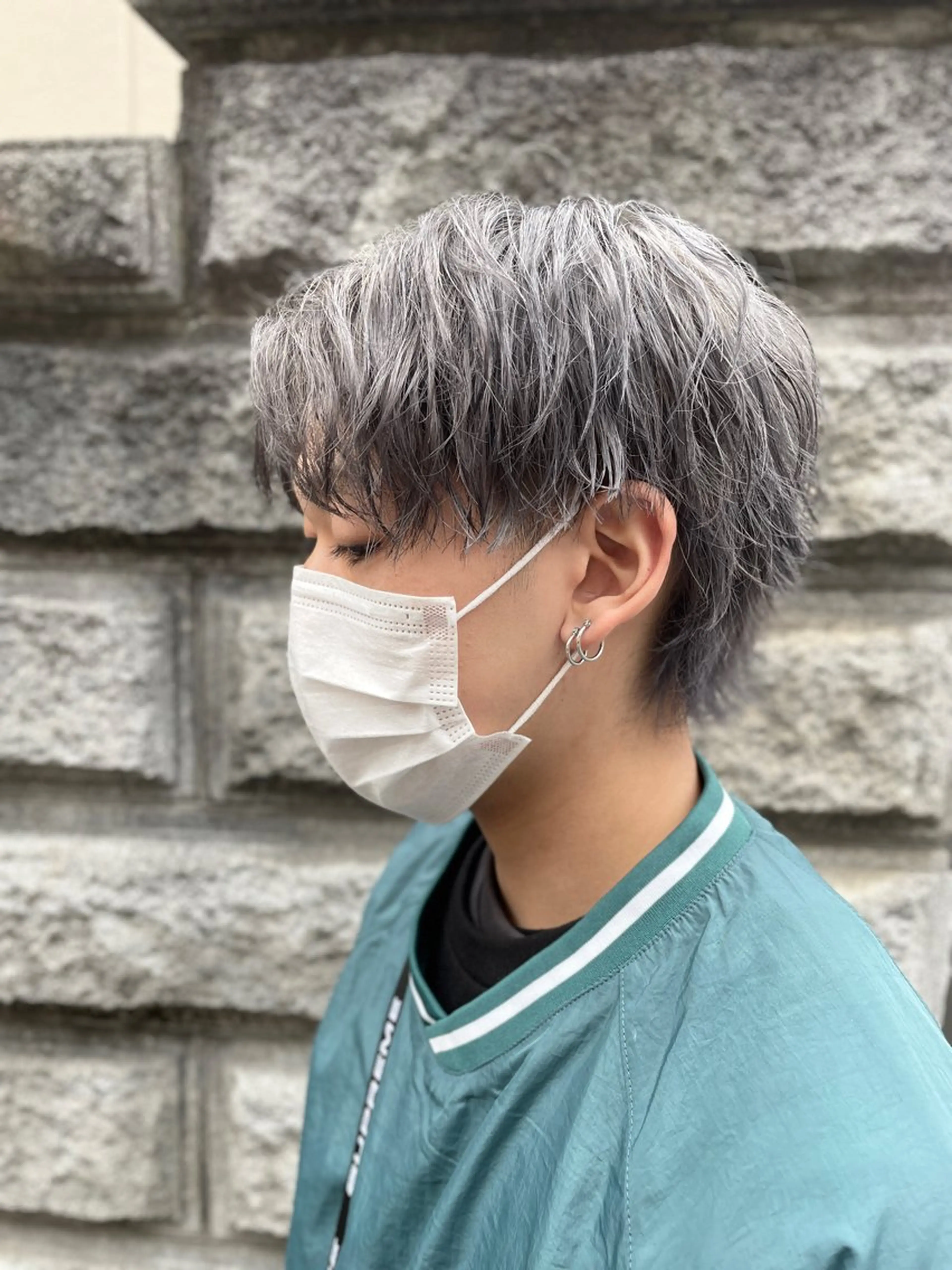 カラー メンズ メンズブリーチ ブリーチ シルバー メンズパーマ👑 Takashiのヘアスタイル