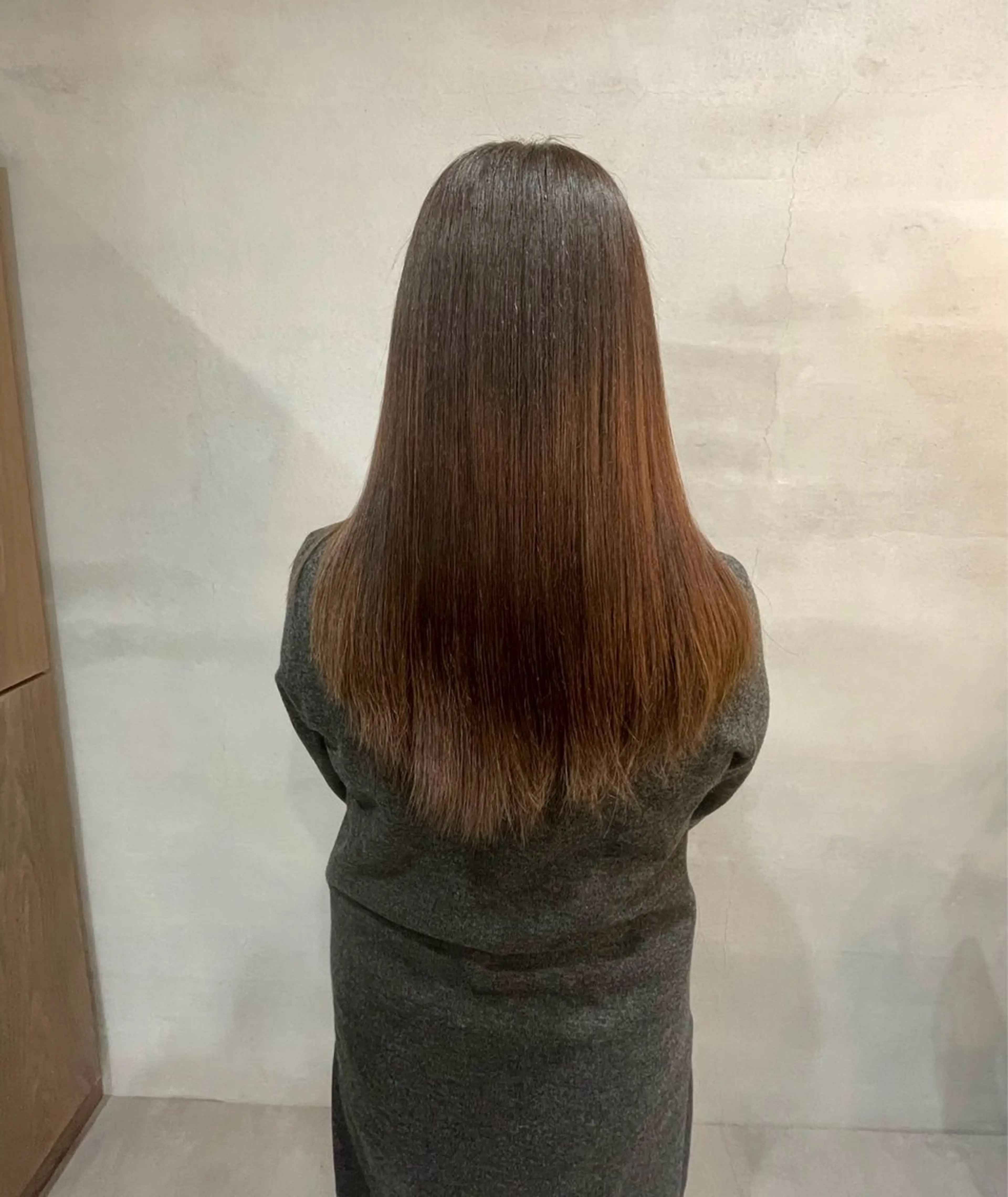 ロング 縮毛矯正 ルプラボウ りく/艶カラーのヘアスタイル