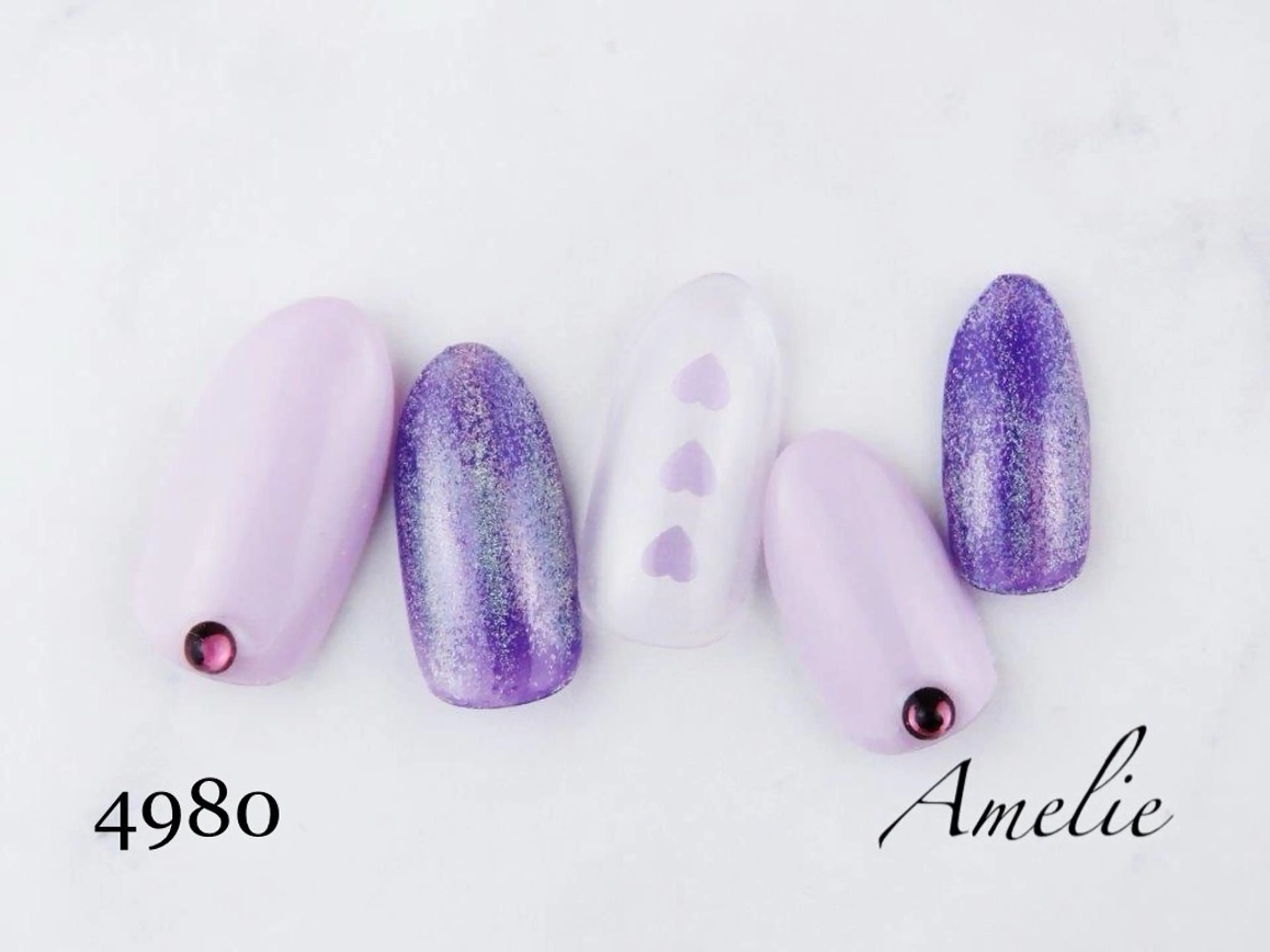 ネイル 浅野 綾のネイルデザイン