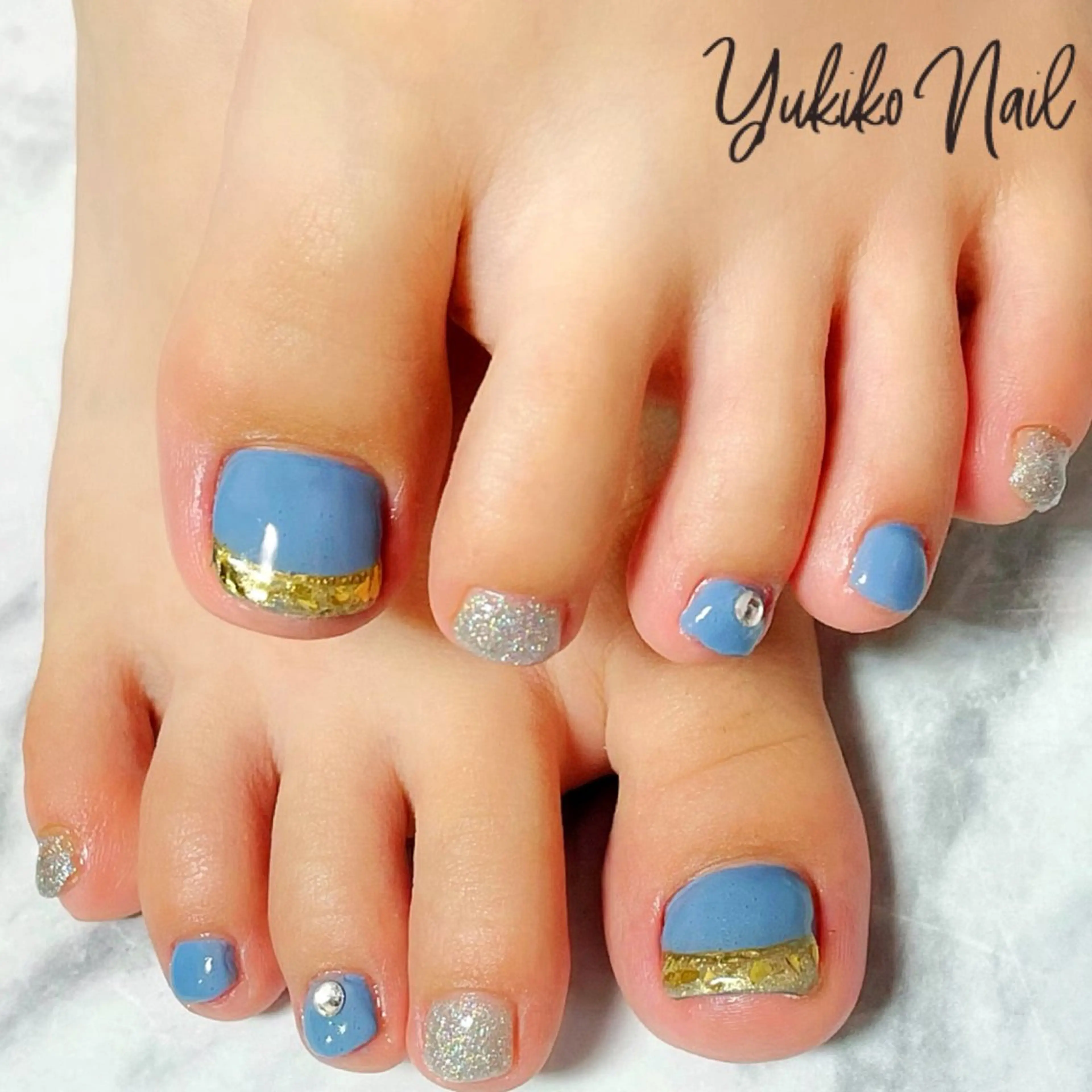 ネイル アートネイル フットネイル フレンチネイル ガラスフレンチ キラキラネイル フットネイル ユキコ ネイルのネイルデザイン