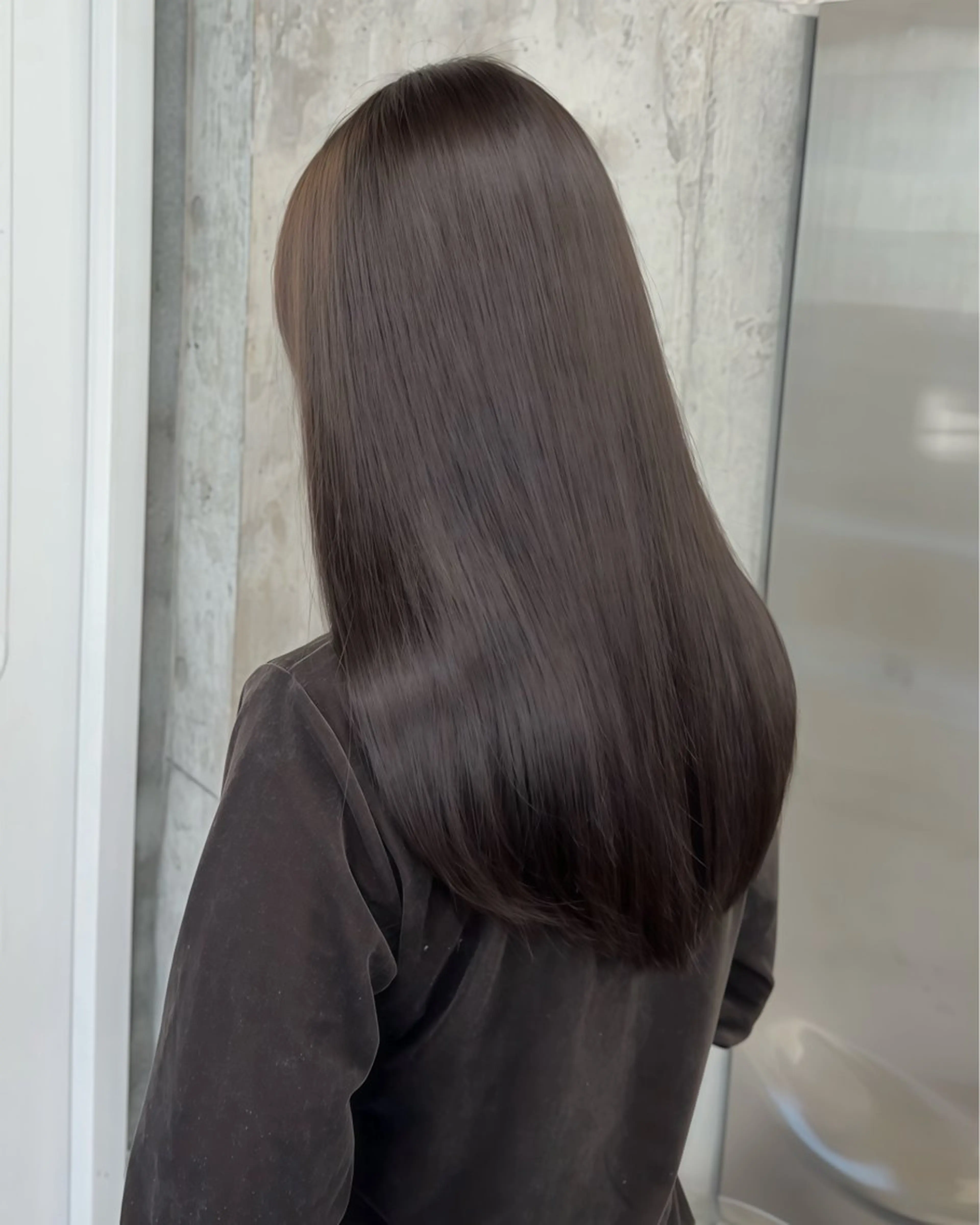 ロング カラー グレージュ カット ヘアカラー トリートメント たいき/グレージュ/ 透明感/ブリーチなしのヘアスタイル