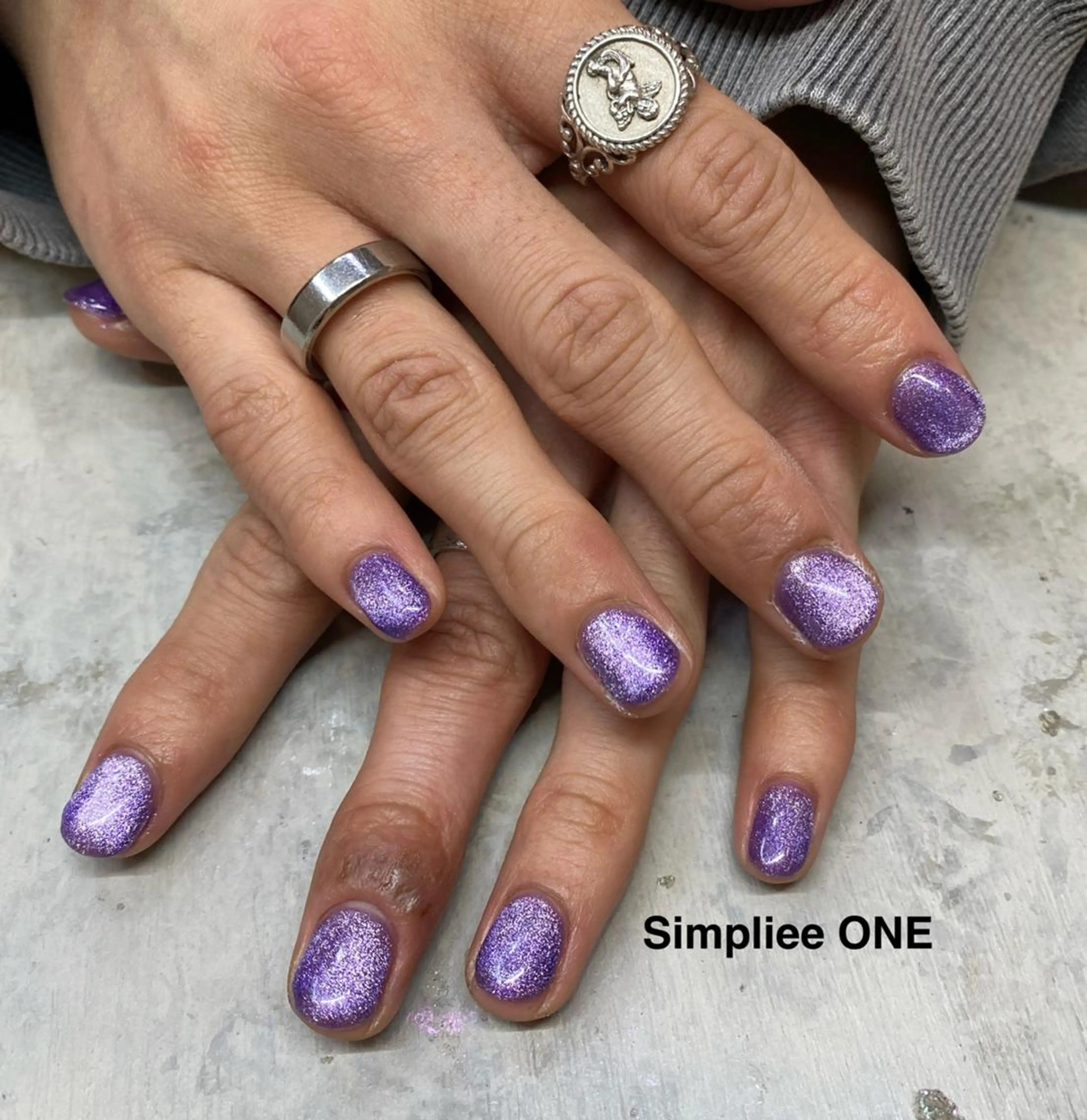 ネイル シンプリーワン 渋谷店🪄MOENAのネイルデザイン