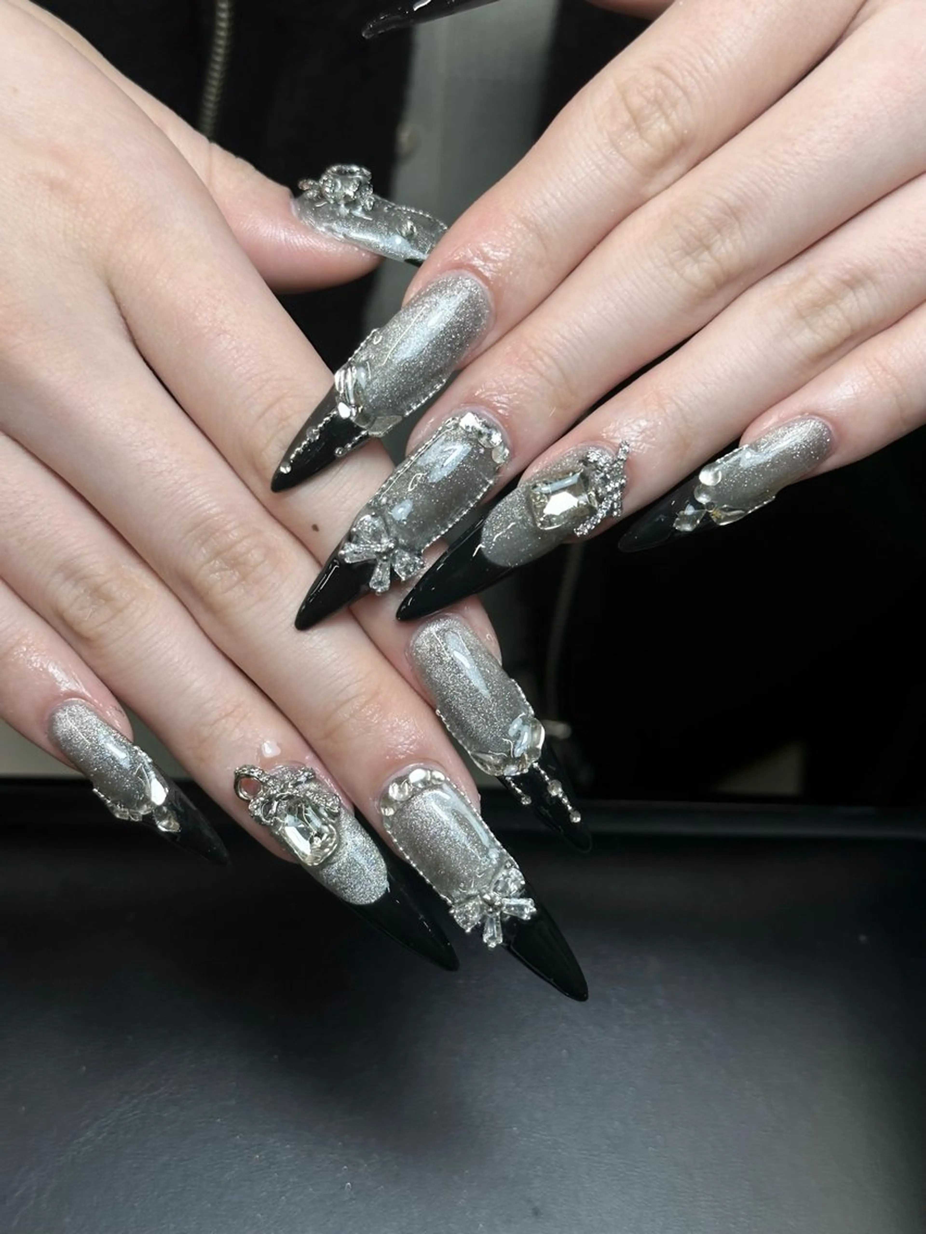 ネイル Iconic Nailのネイルデザイン