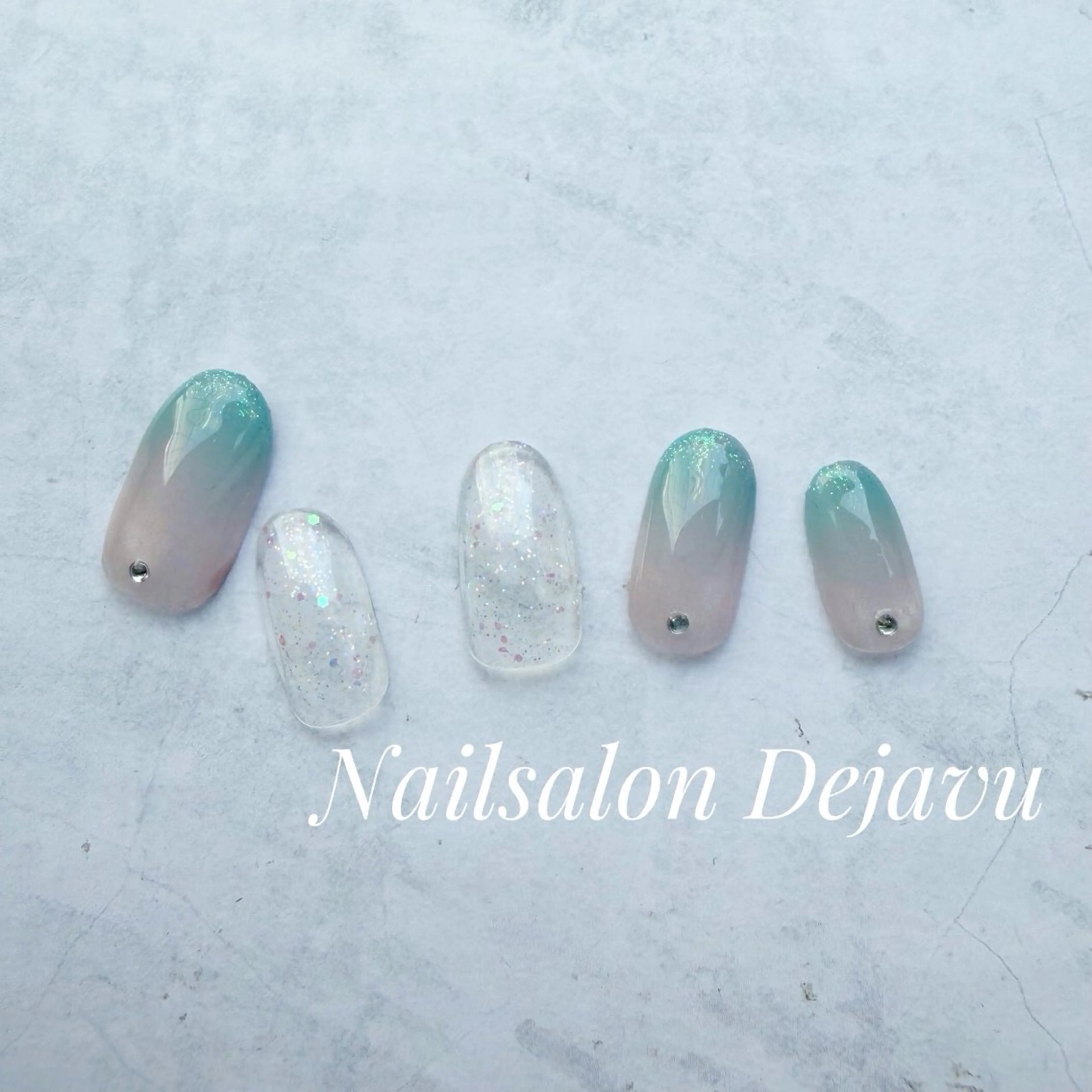 ネイル ハンドネイル Nail salon Dejavu 🌿のネイルデザイン