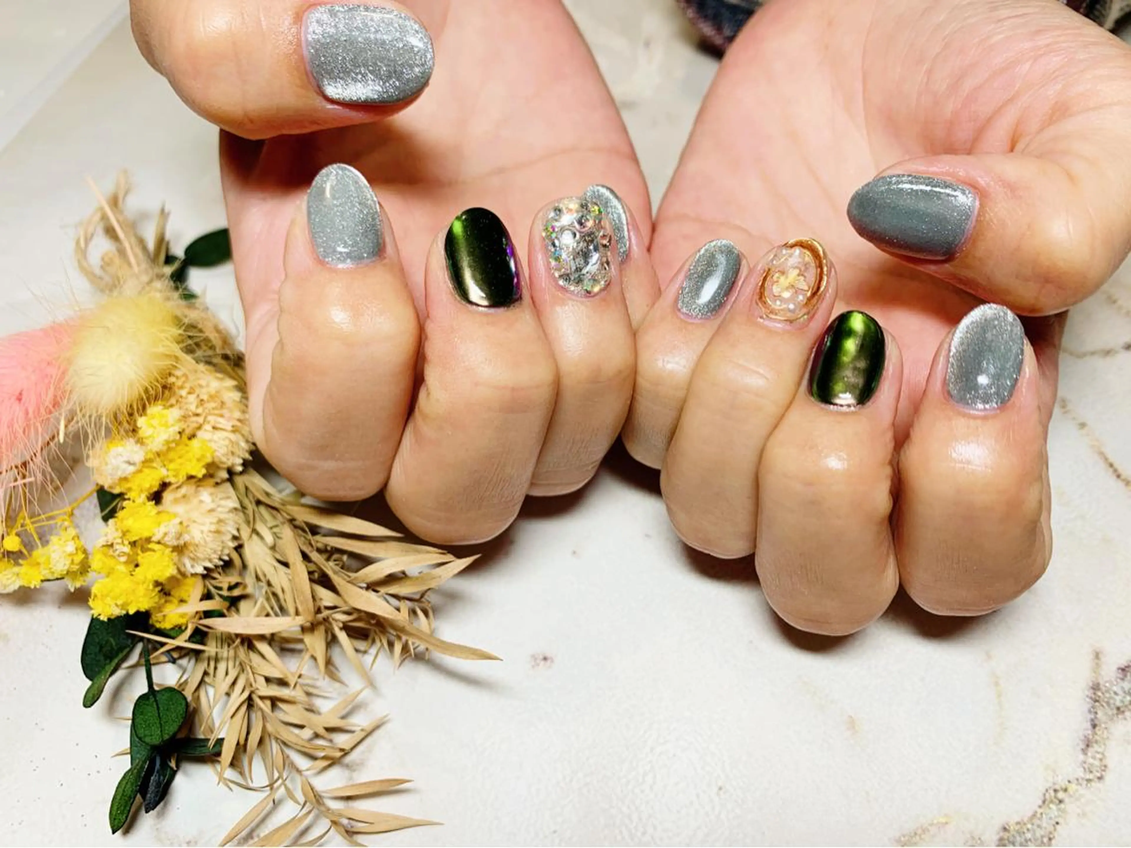 ネイル SYR所属・SYR nail salonのネイルデザイン