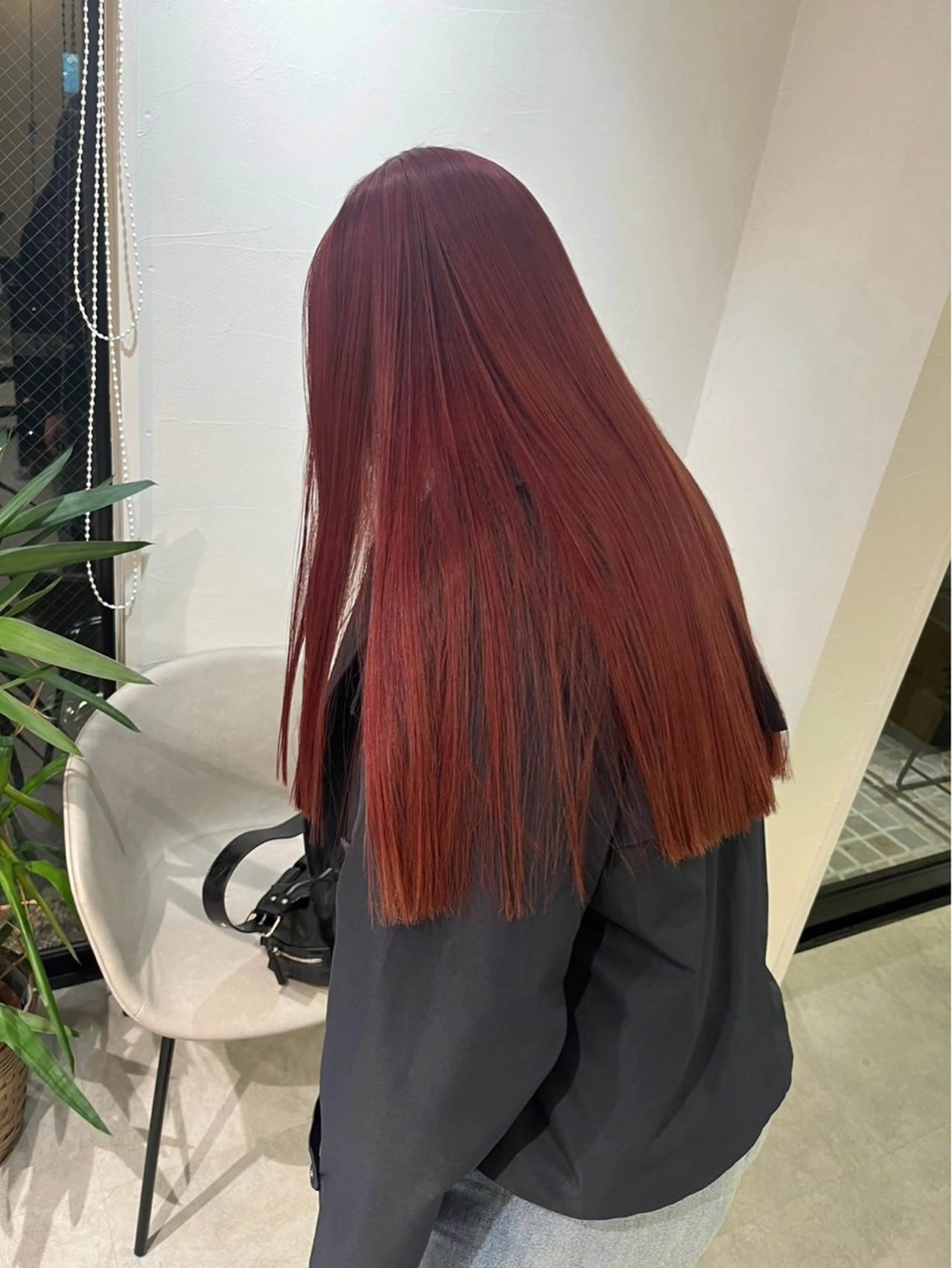 ロング パープルカラー ハイライト レイヤーカット ロング Lond enikaのヘアスタイル