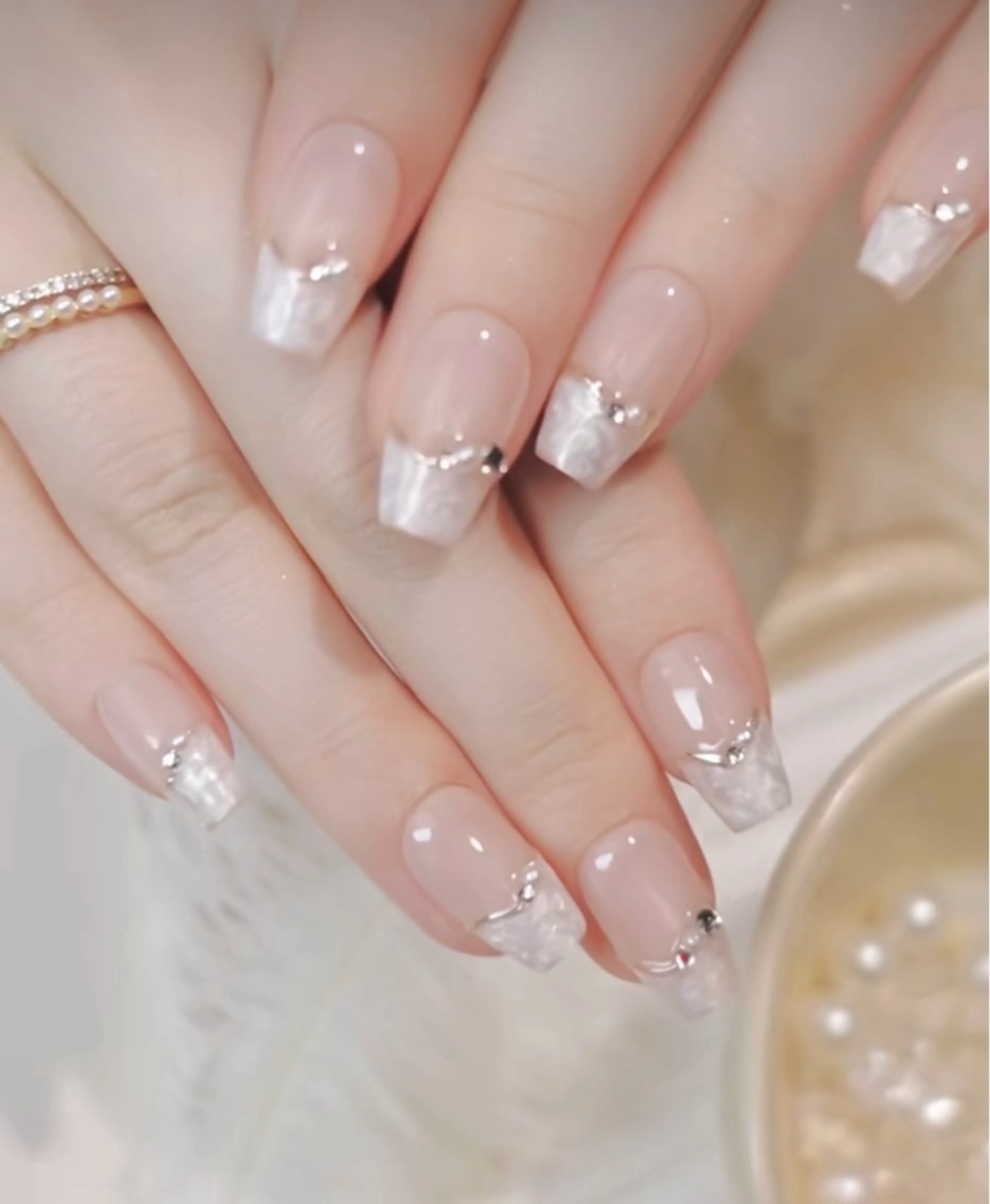 ネイル HIN NAILのネイルデザイン
