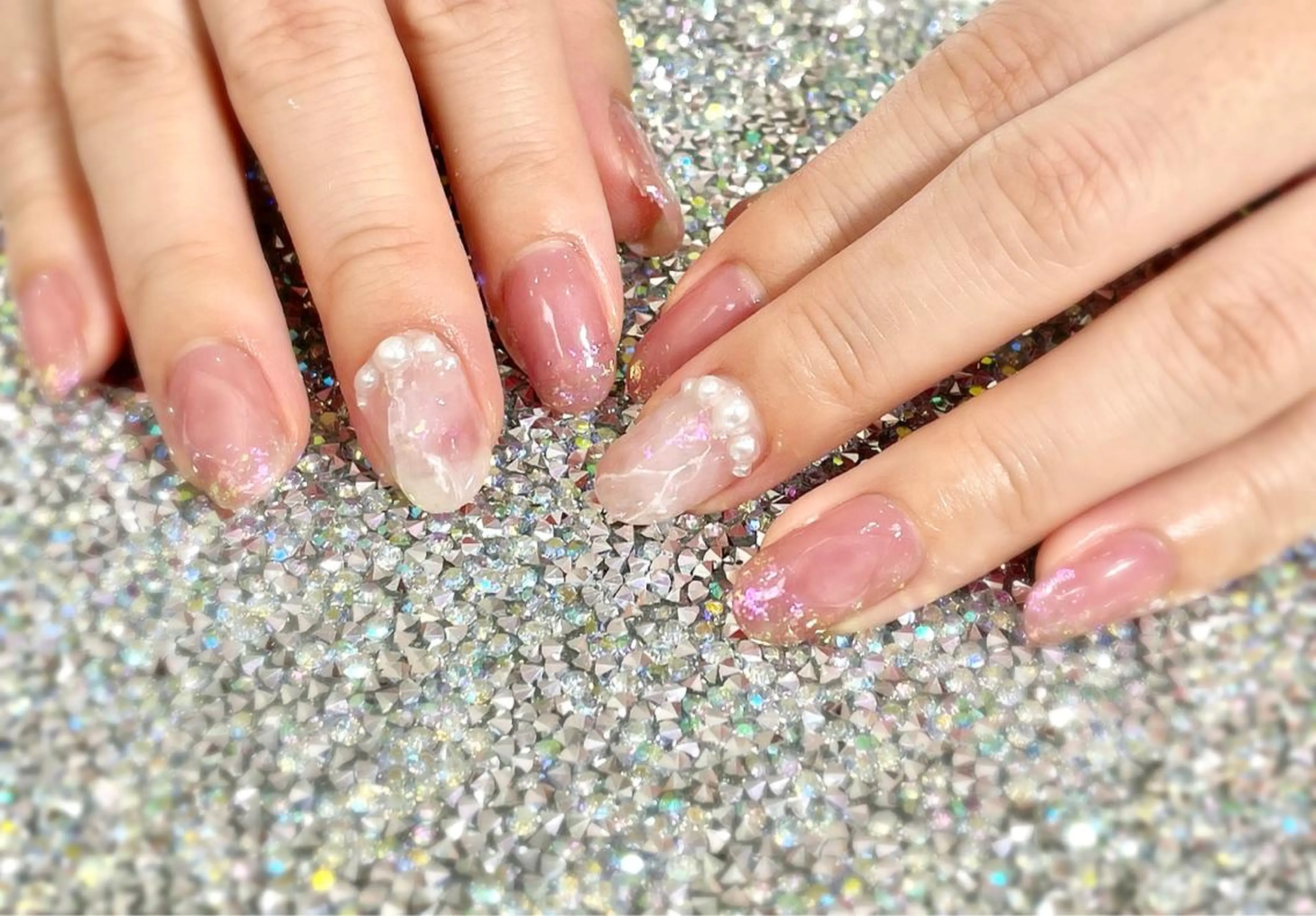 ミディアム BURGUNDY 🌹eriのネイルデザイン