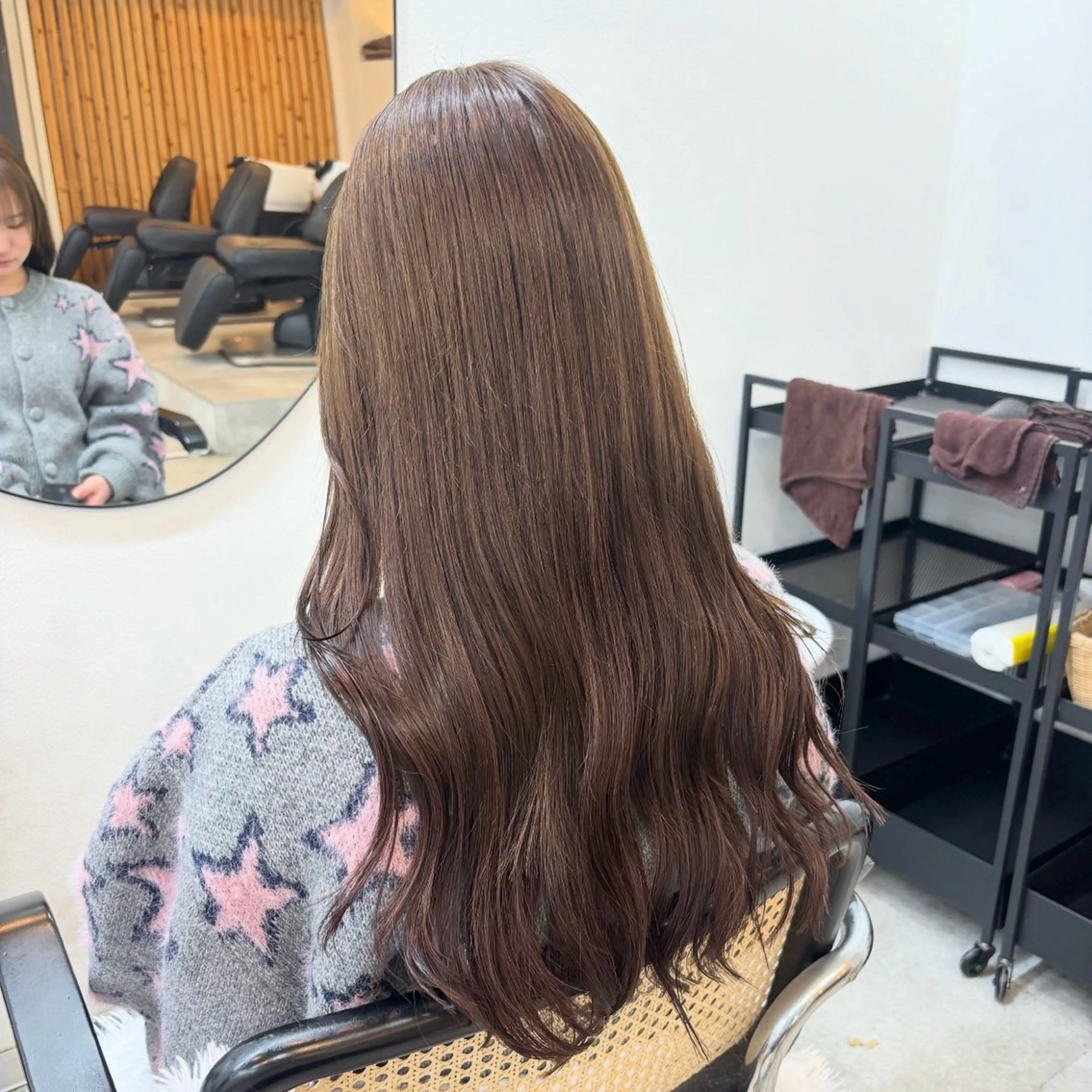 ロング カラー オリーブカラー 渋谷🩶ハイトーン 🩶FUMUのヘアスタイル