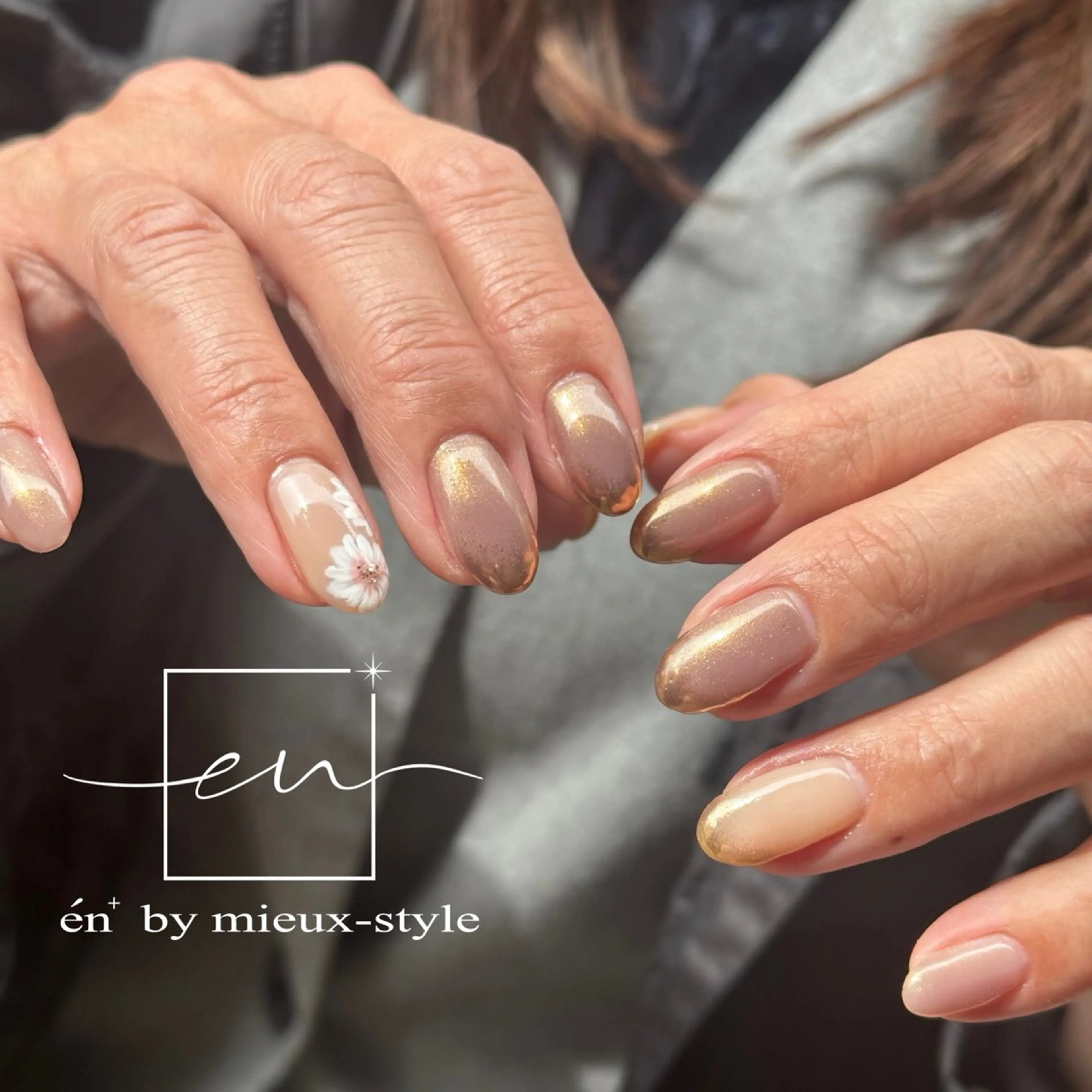 ネイル ミラーネイル mieux-myu /立川nuanceのネイルデザイン