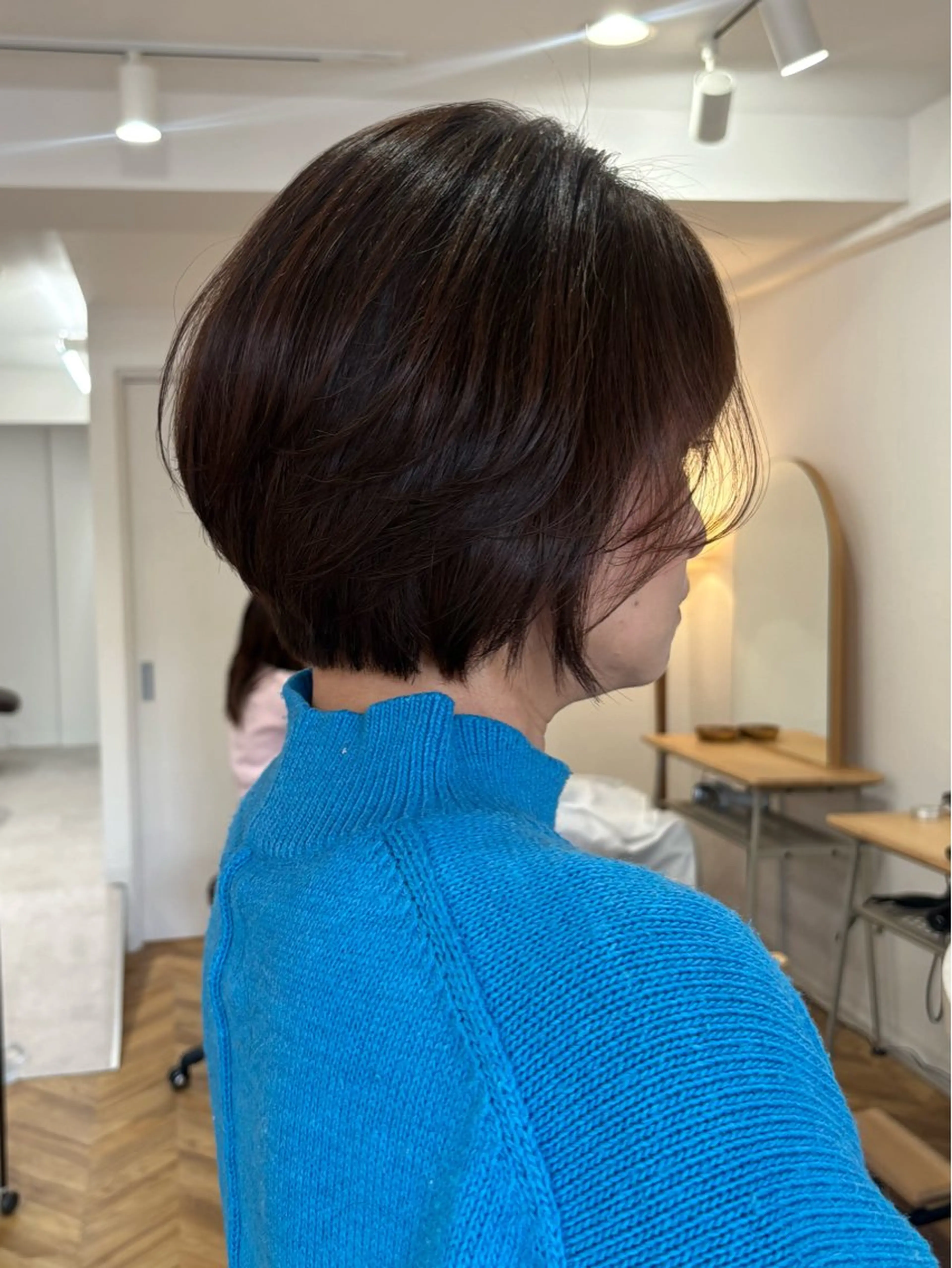 ショート ノエ/ インナーカラー/高岳のヘアスタイル