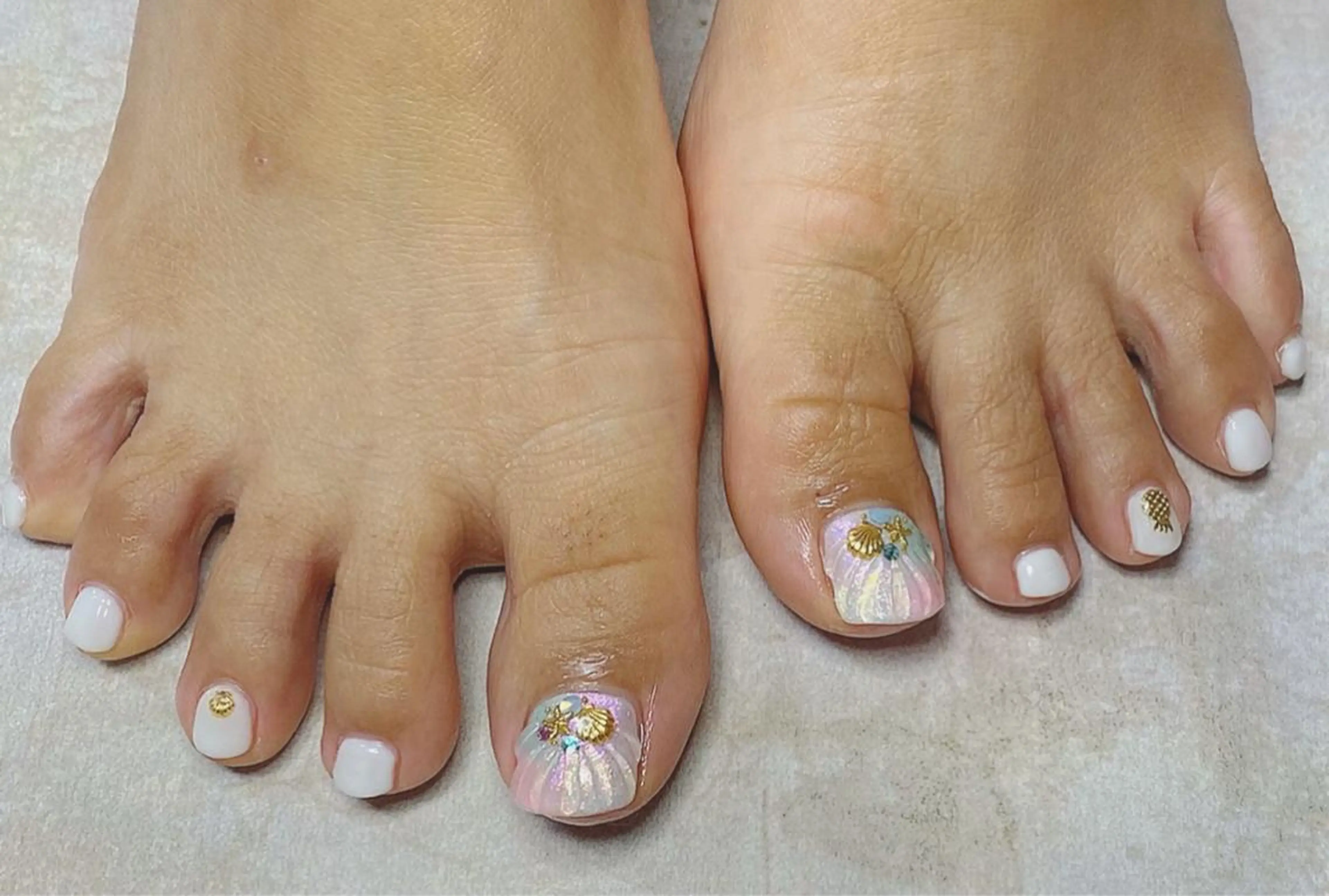 ネイル フットネイル 𝑺 𝒏𝒂𝒊𝒍✳︎のネイルデザイン