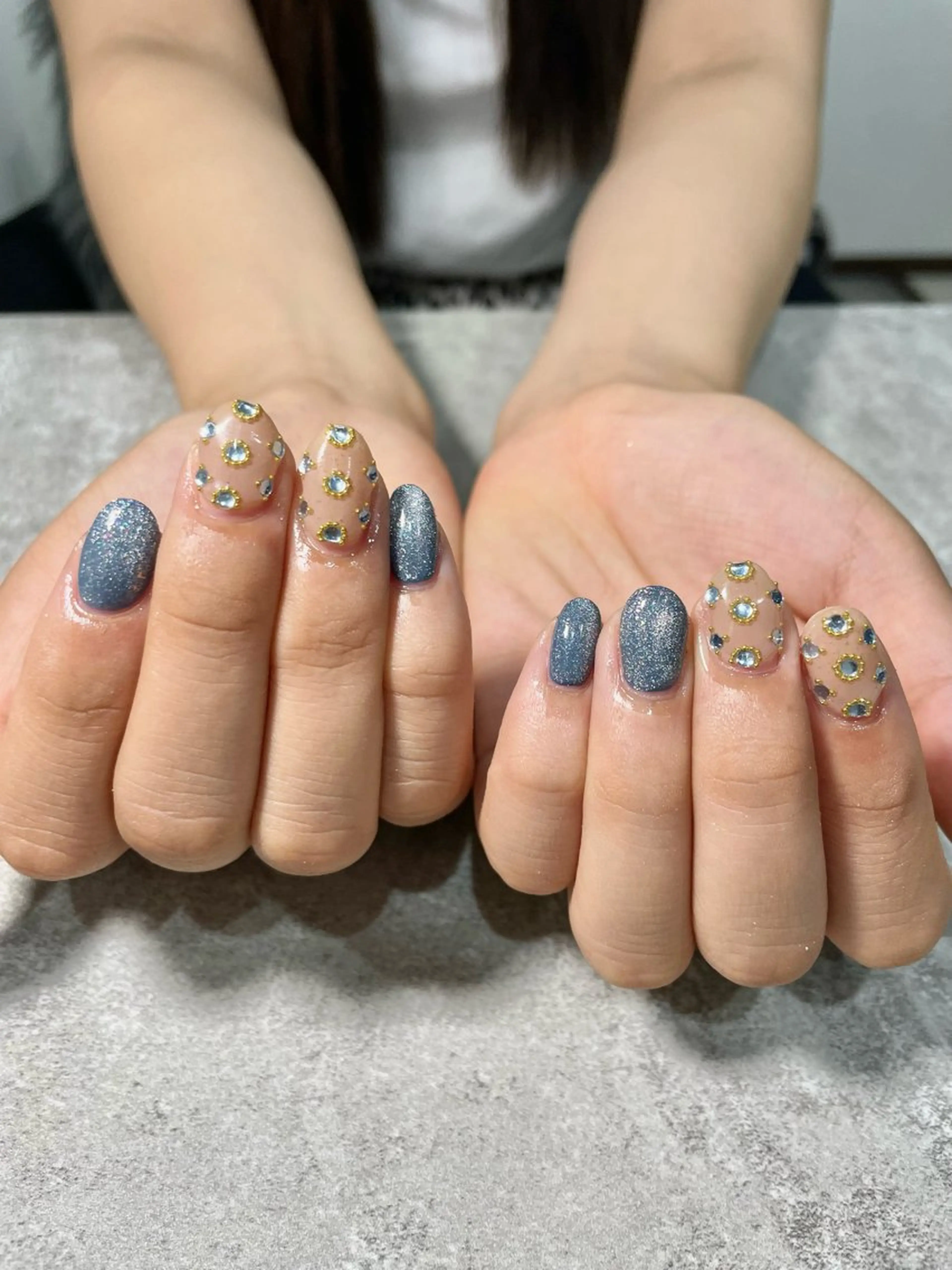 ネイル 持ち込み Raviliss ♡のネイルデザイン