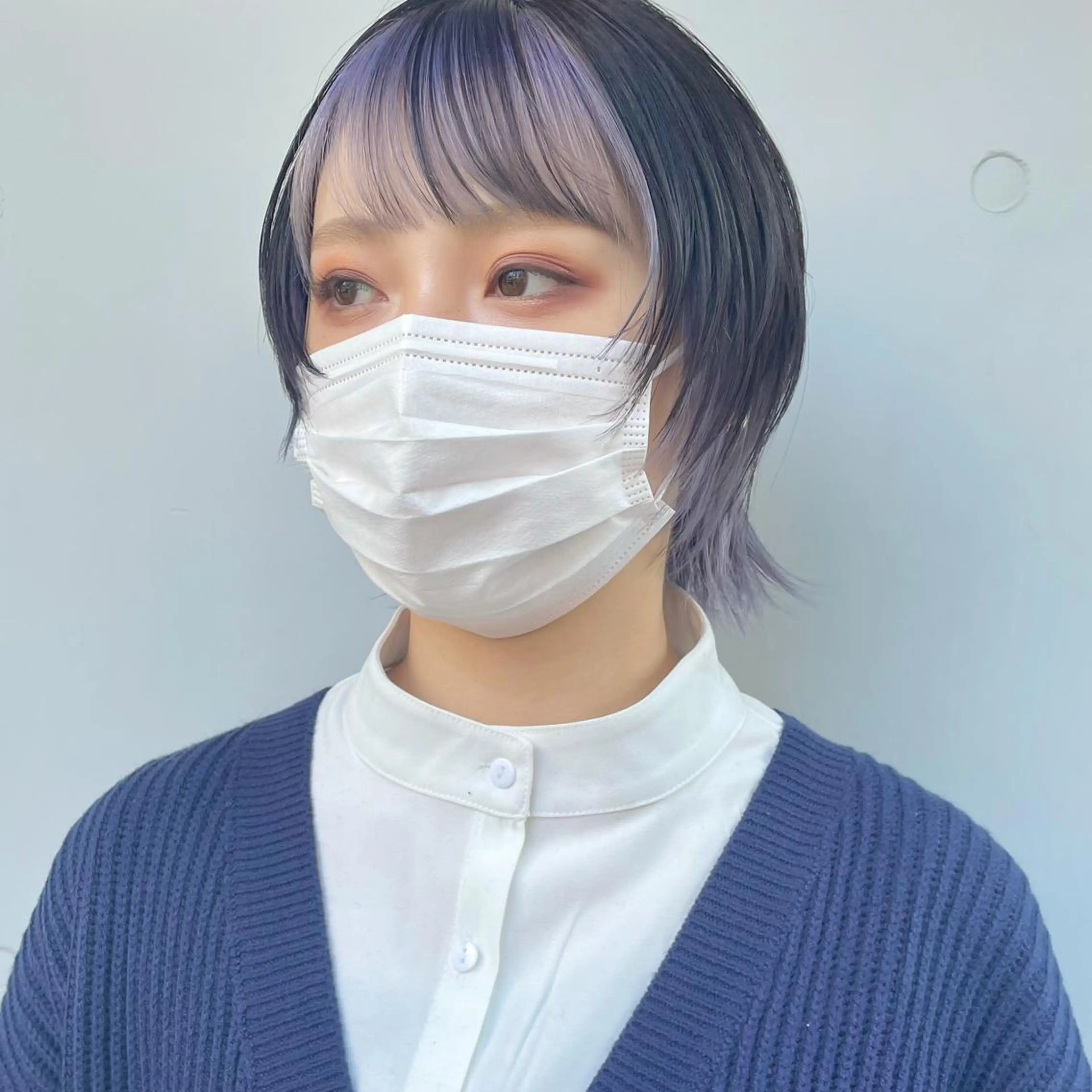 ショート カラー アディクシーカラー ブリーチ ケアブリーチ ダブルカラー イヤリングカラー カット ヘアカラー トリートメント もにか🌞原宿/渋谷 🌝ブリーチカラーのヘアスタイル