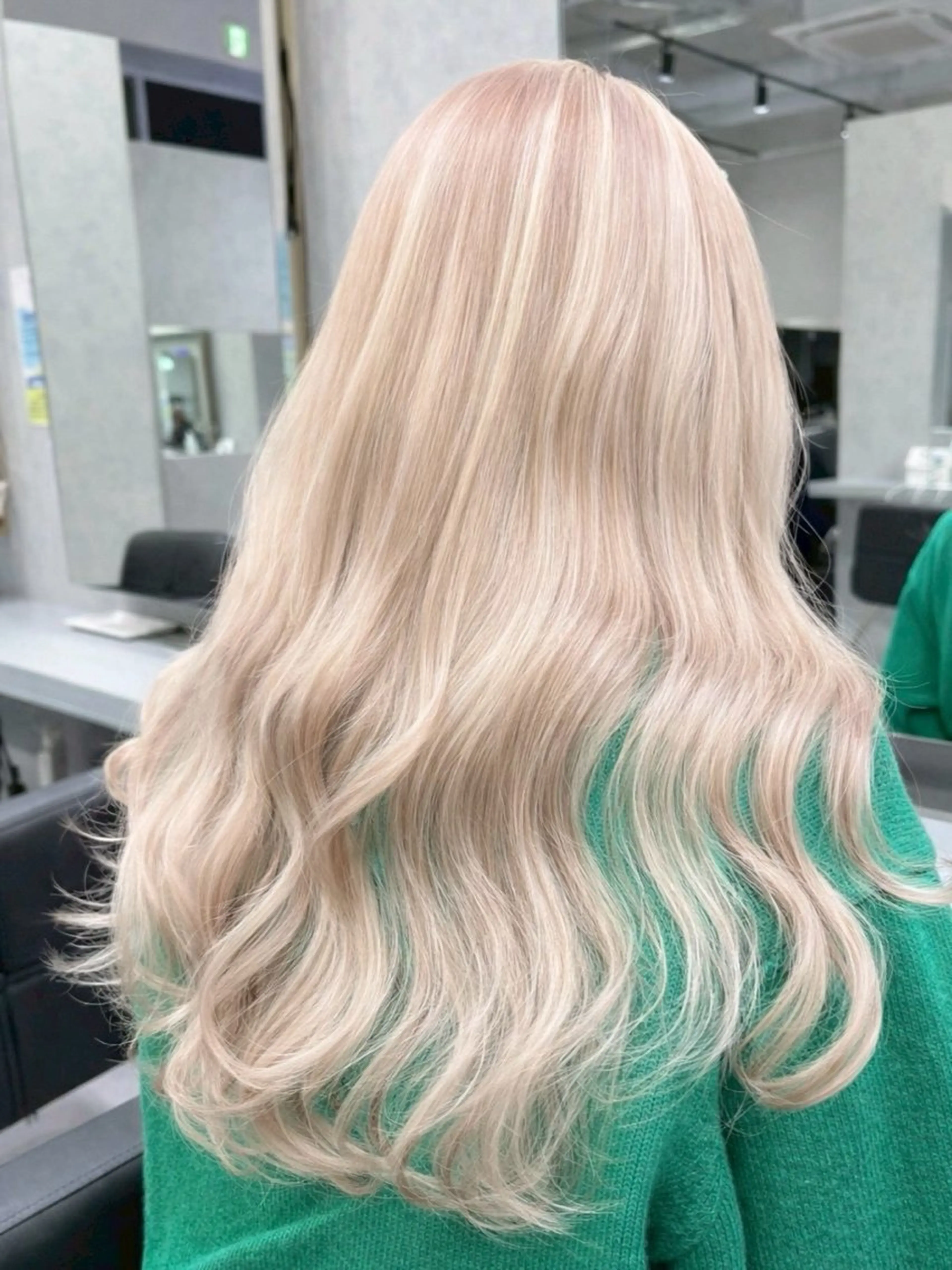 カラー 【elyts】 MEIのヘアスタイル