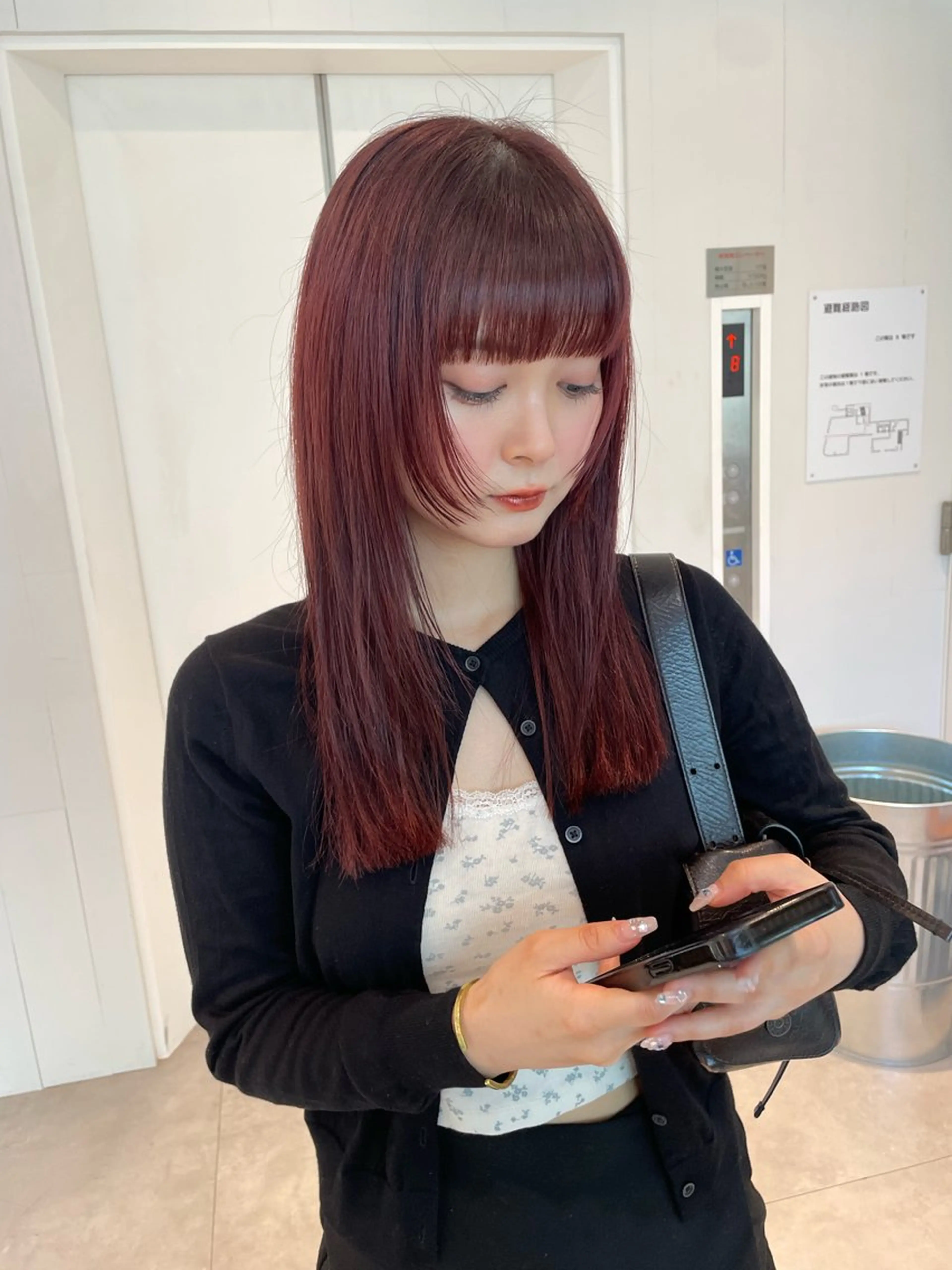 ミディアム カラー レッドカラー レイヤーカット カット ヘアカラー トリートメント パーマ/パーマ落とし 【Kouta】のヘアスタイル