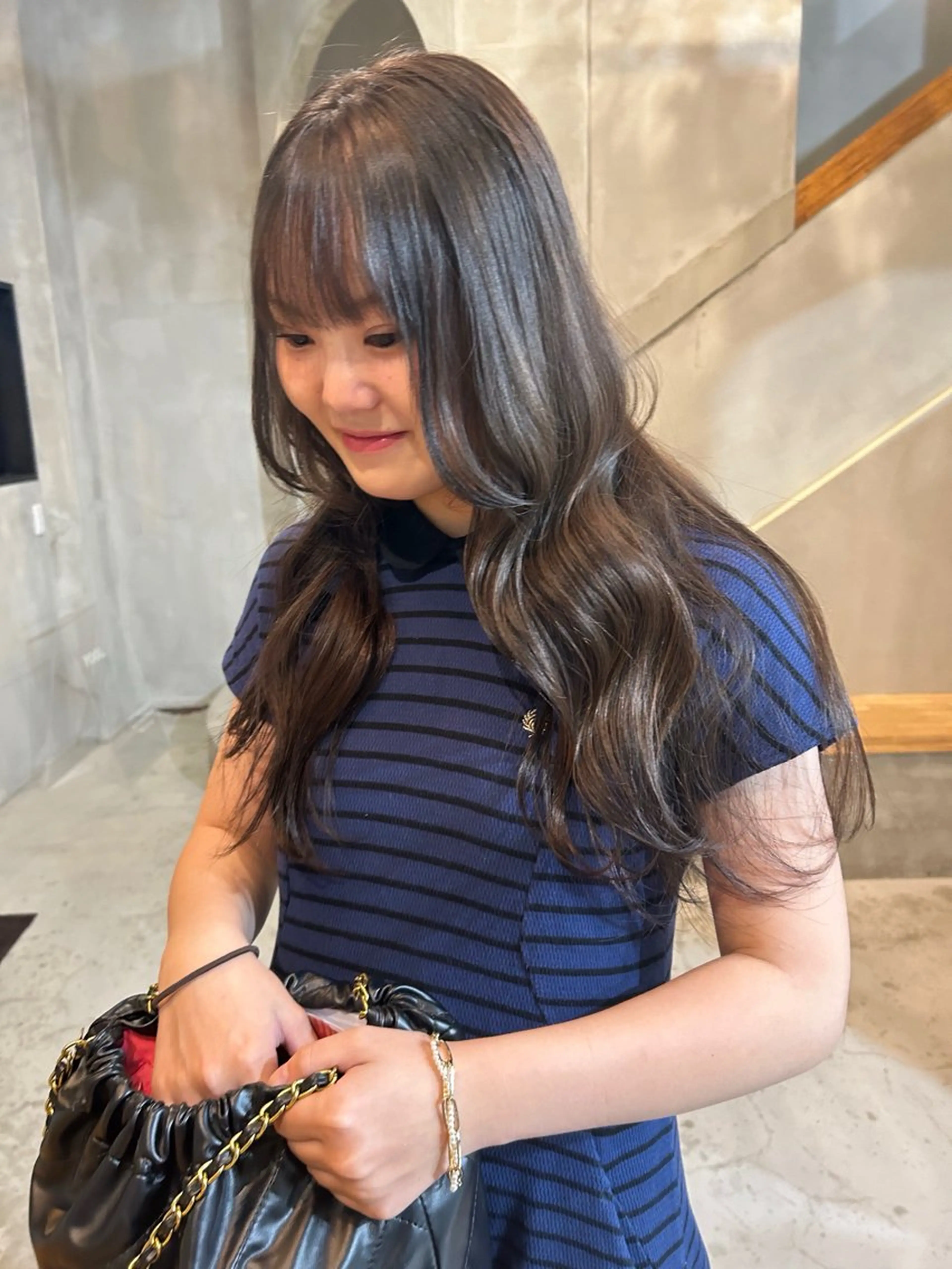 カラー ブラウンカラー 透明感カラー くすみブラウン Piu-所属・古澤 芽依のヘアスタイル