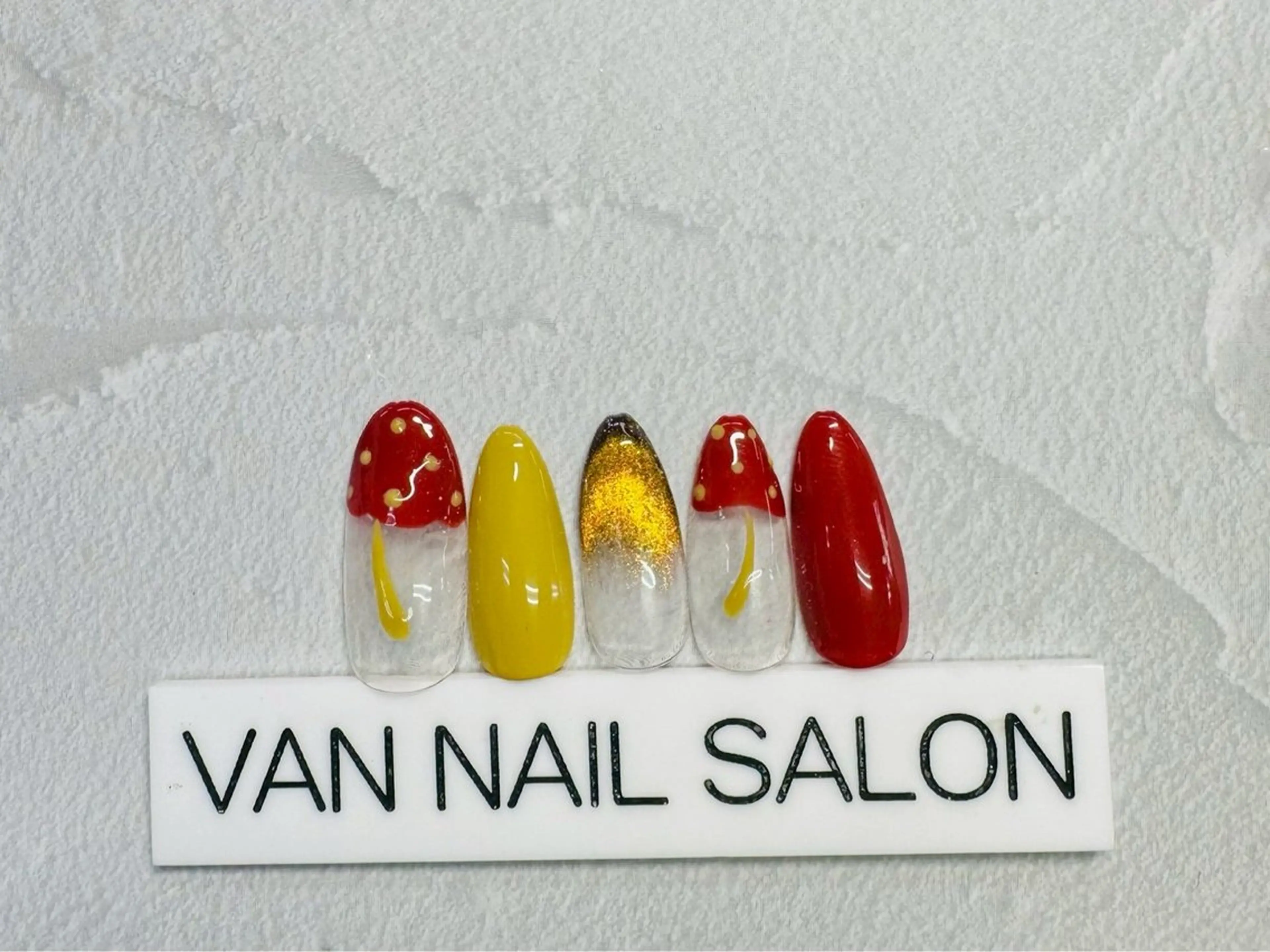 ネイル Van Nail Salonのネイルデザイン