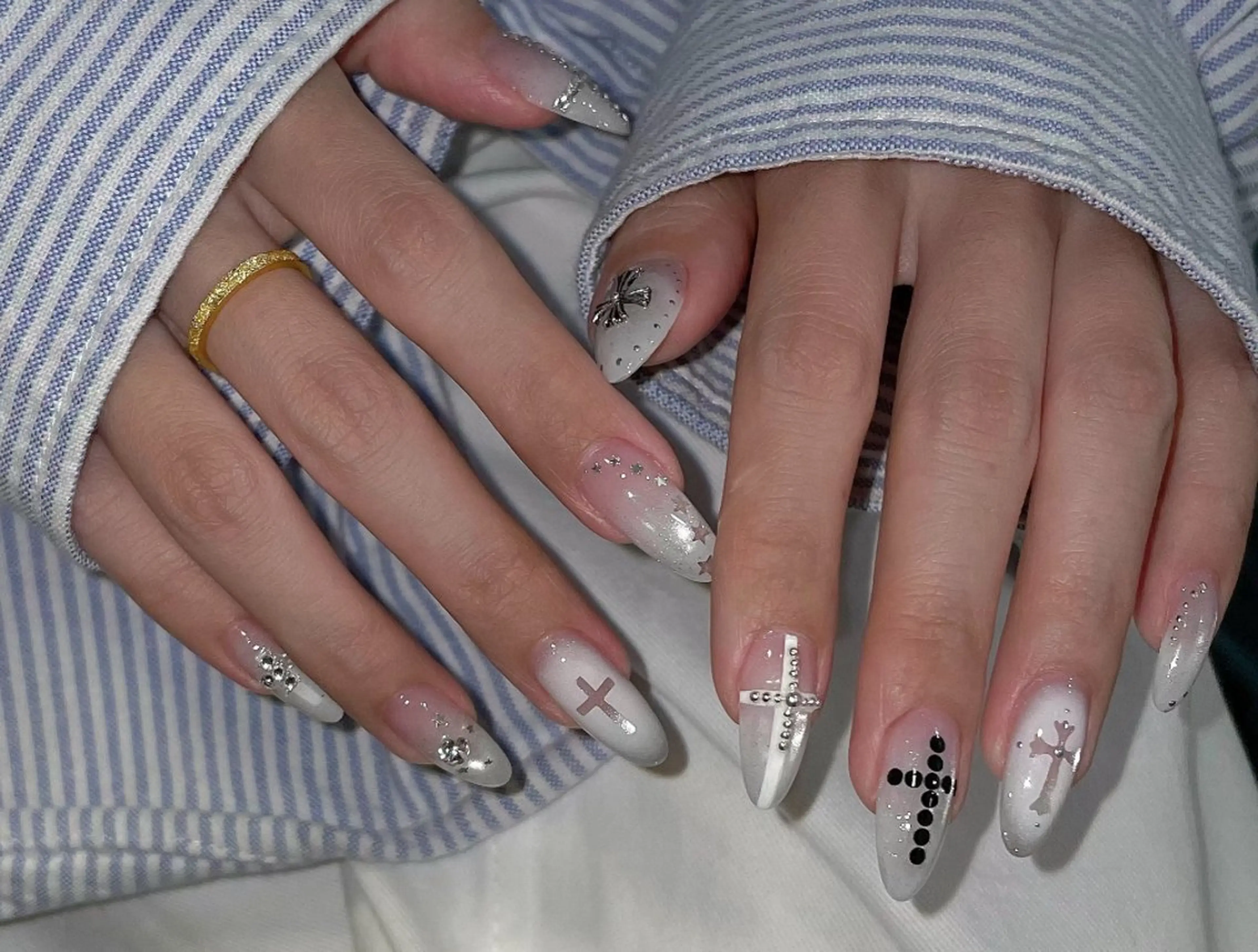 ネイル ハンドネイル ハンドケア 🍑 momo_nailのネイルデザイン