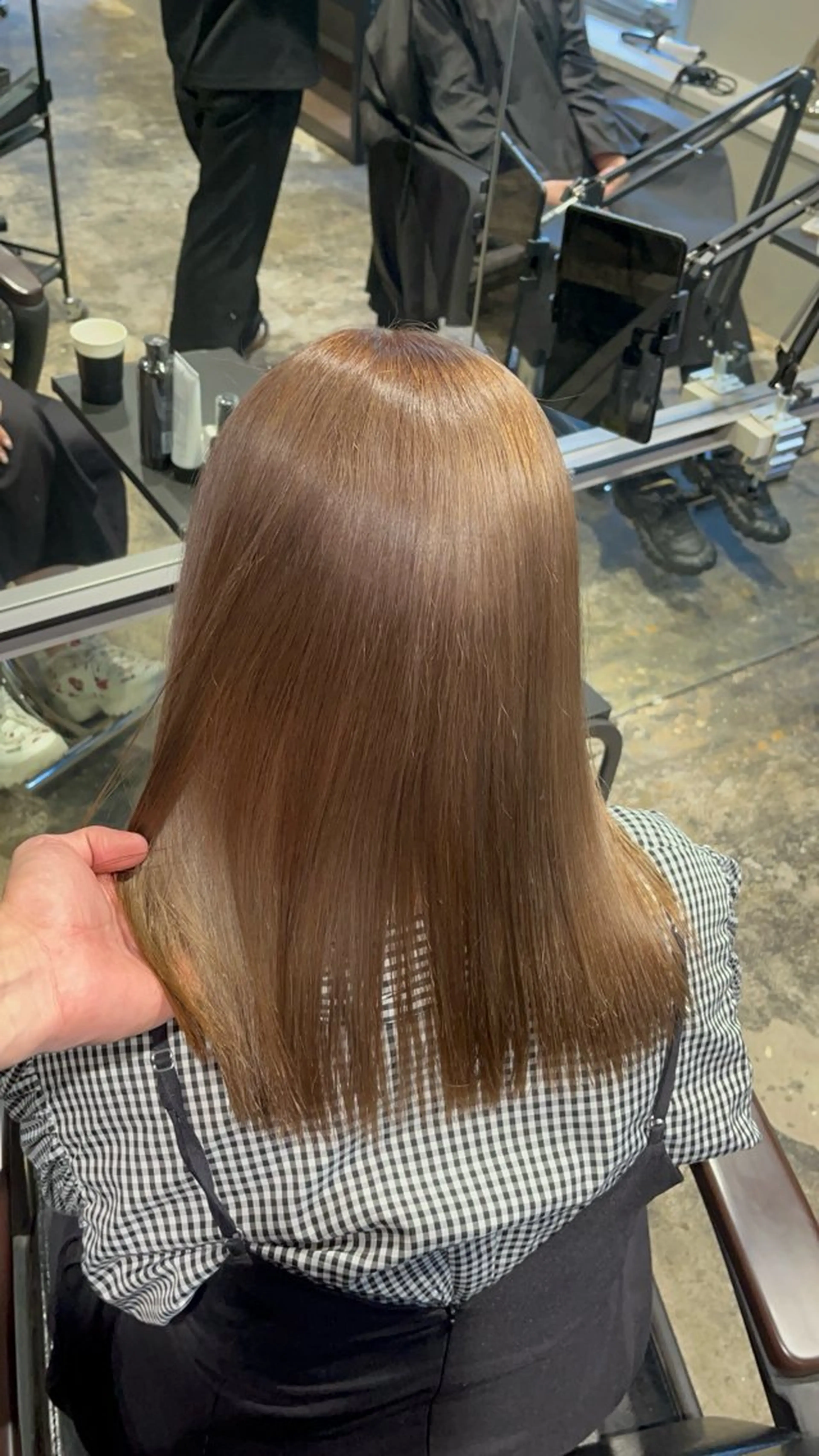 セミロング ヘアカラー トリートメント 渋谷ケアブリーチ ❤️‍🔥徳田空悟のヘアスタイル