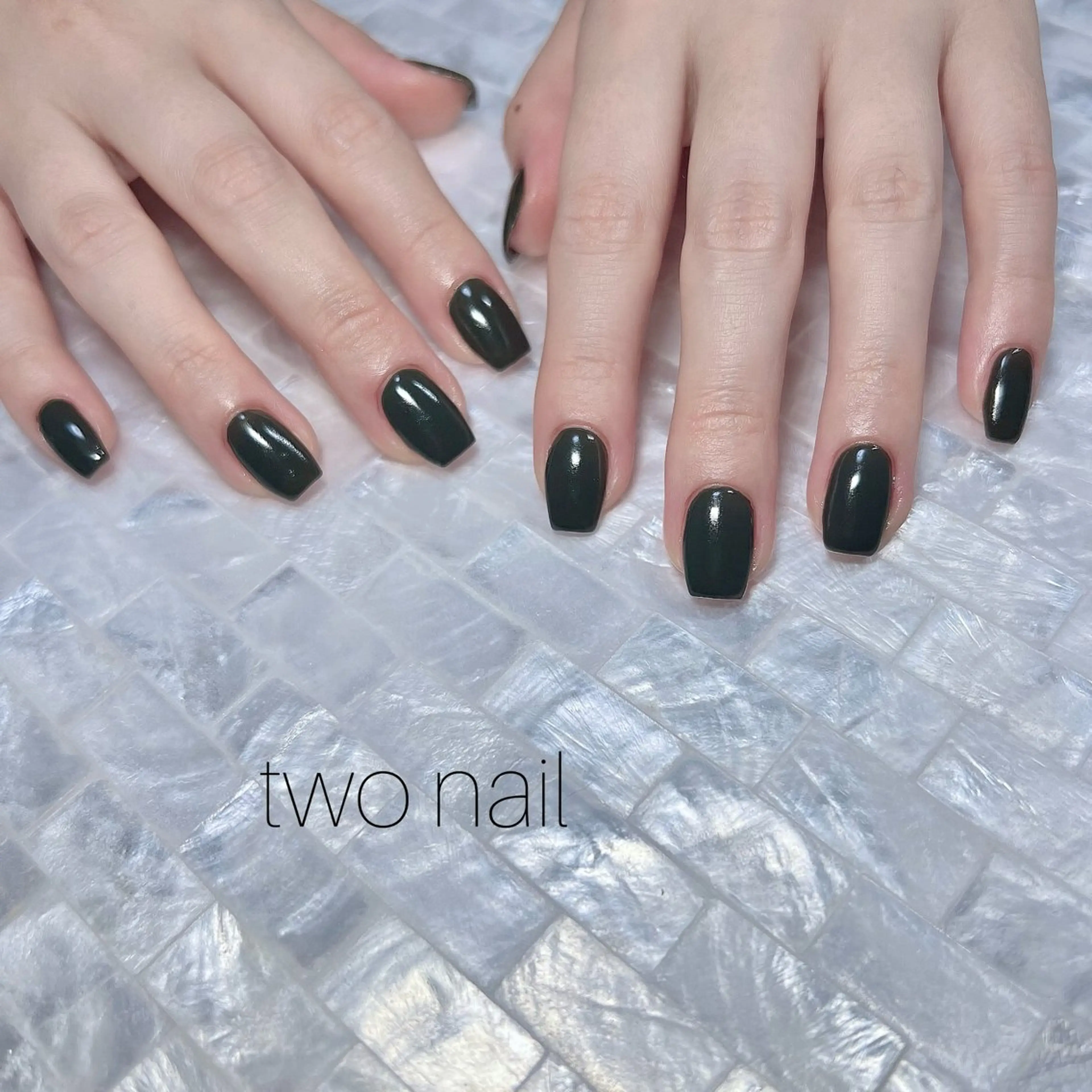 ネイル ネイルチップ ホワイト ハンドネイル two nailのネイルデザイン