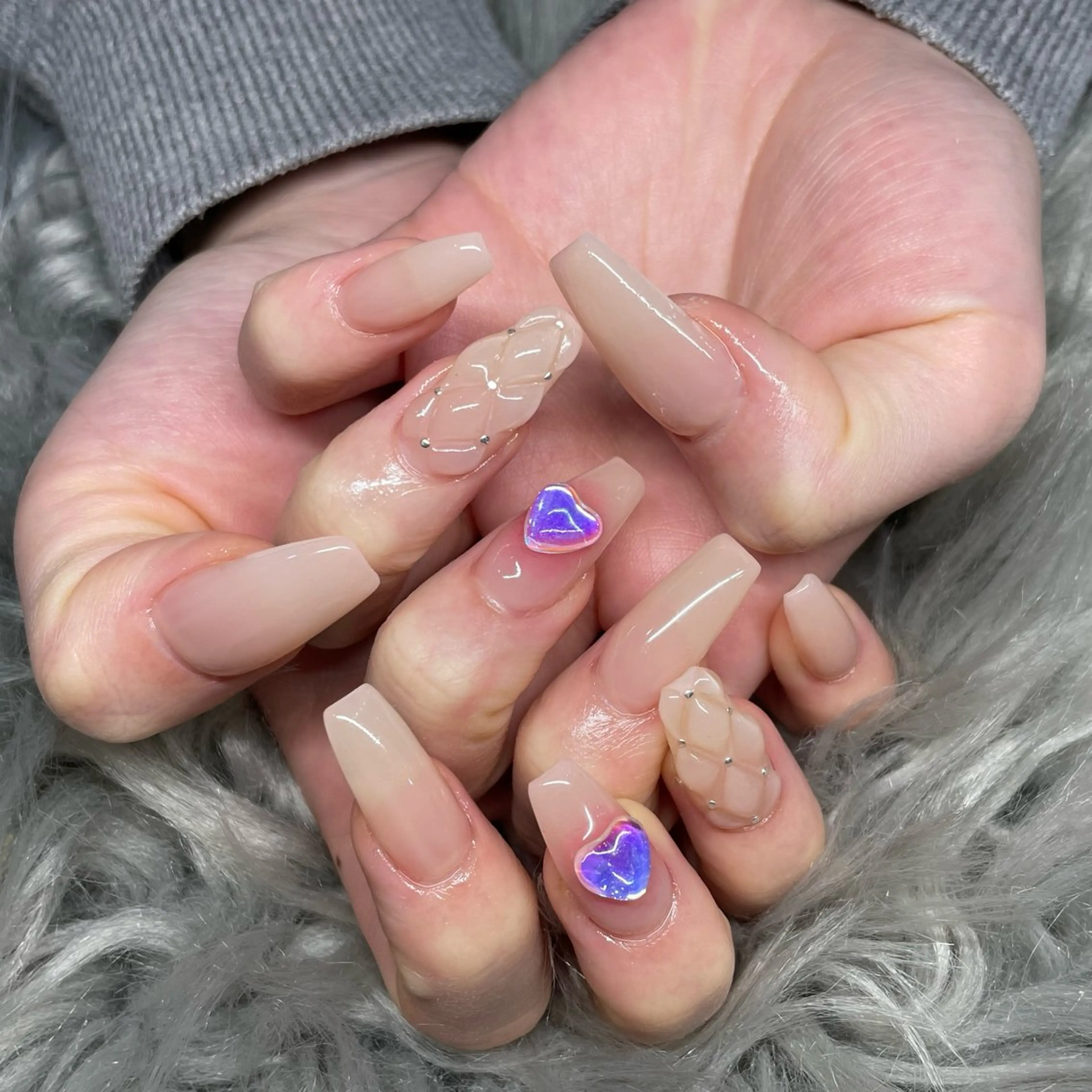 ネイル チークネイル ハンドネイル 悦田joieange 京橋店のネイルデザイン