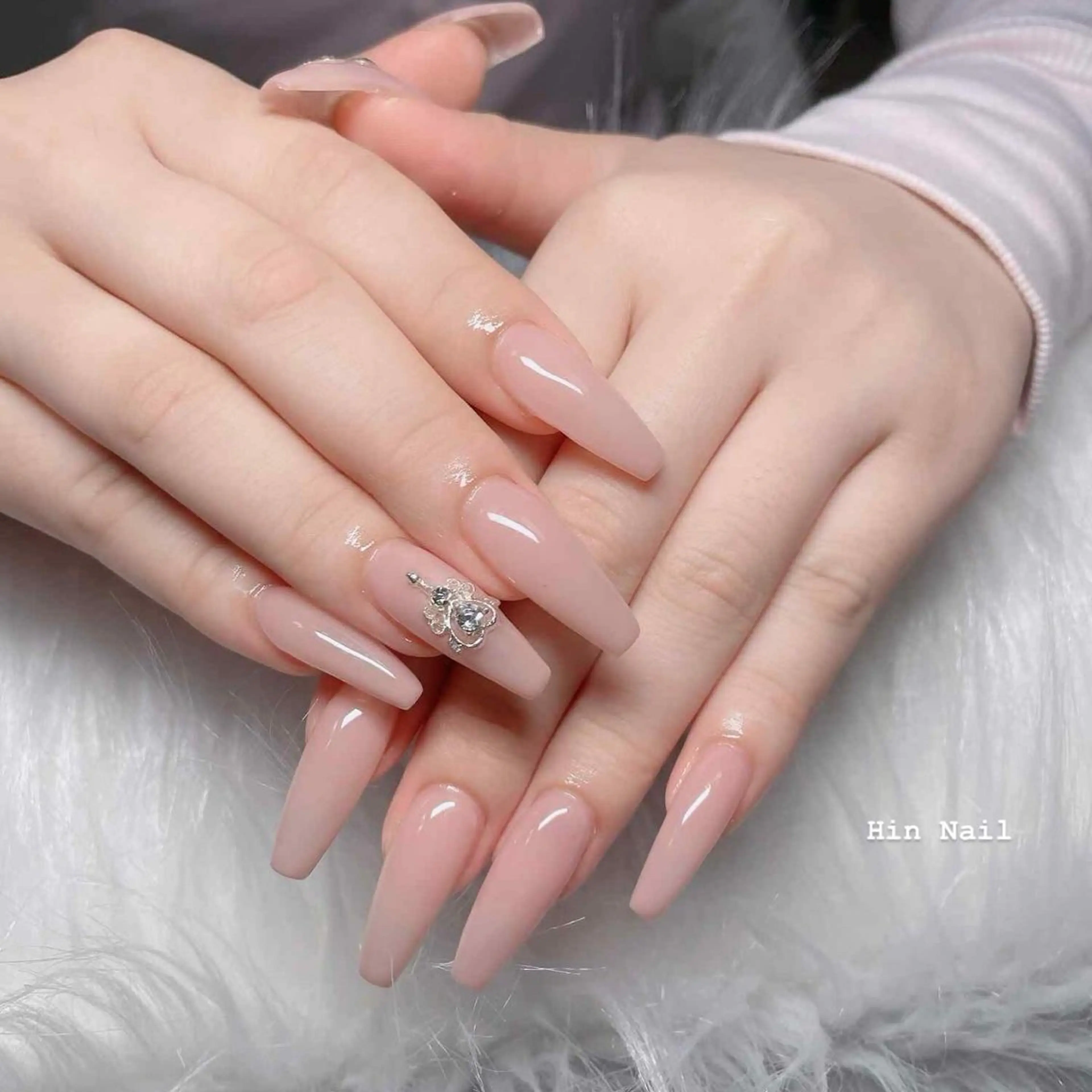 ネイル ハンドネイル HIN NAILのネイルデザイン