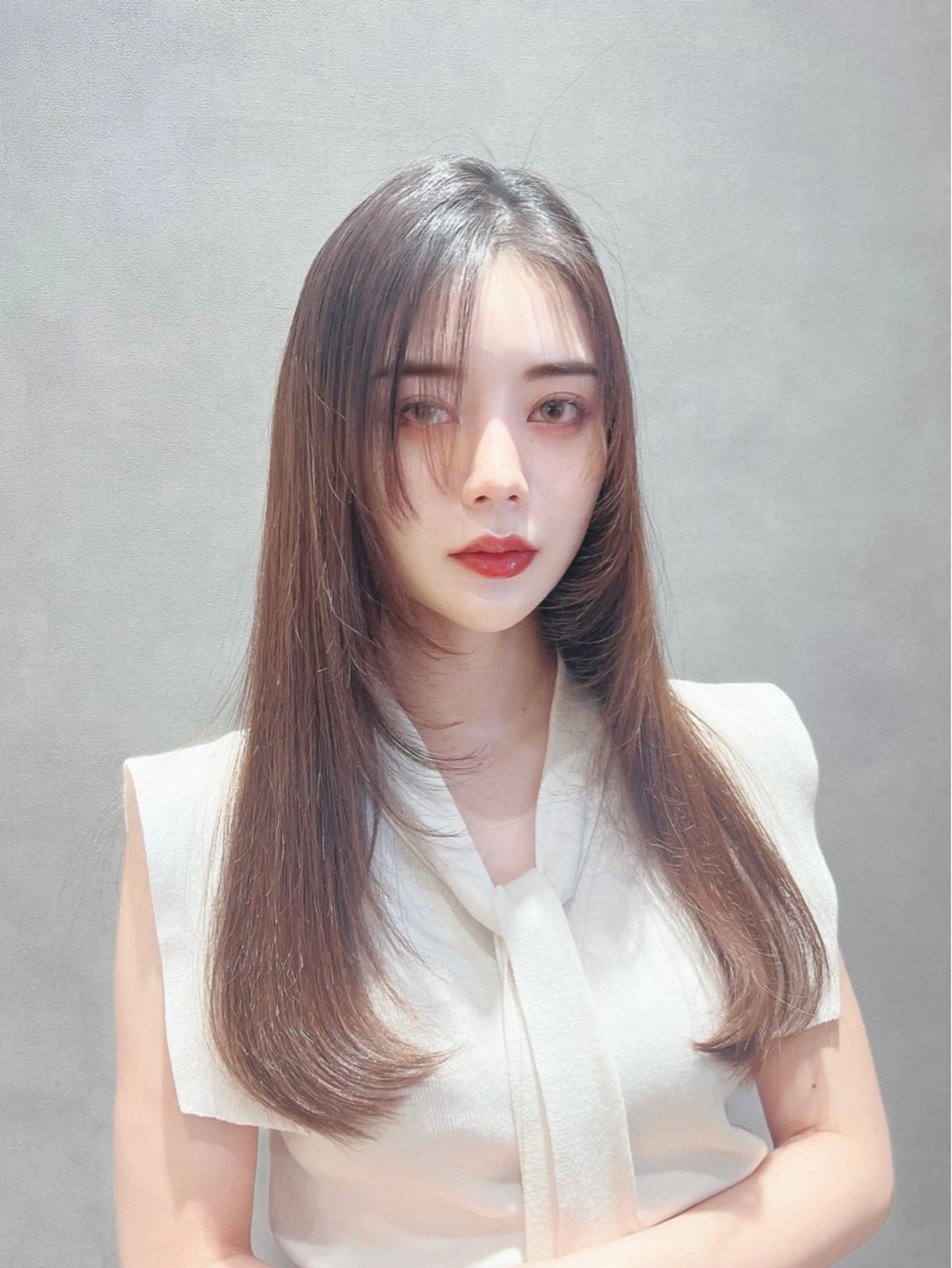 ロング カラー インナーカラー/ ストレート/奥野洸也のヘアスタイル